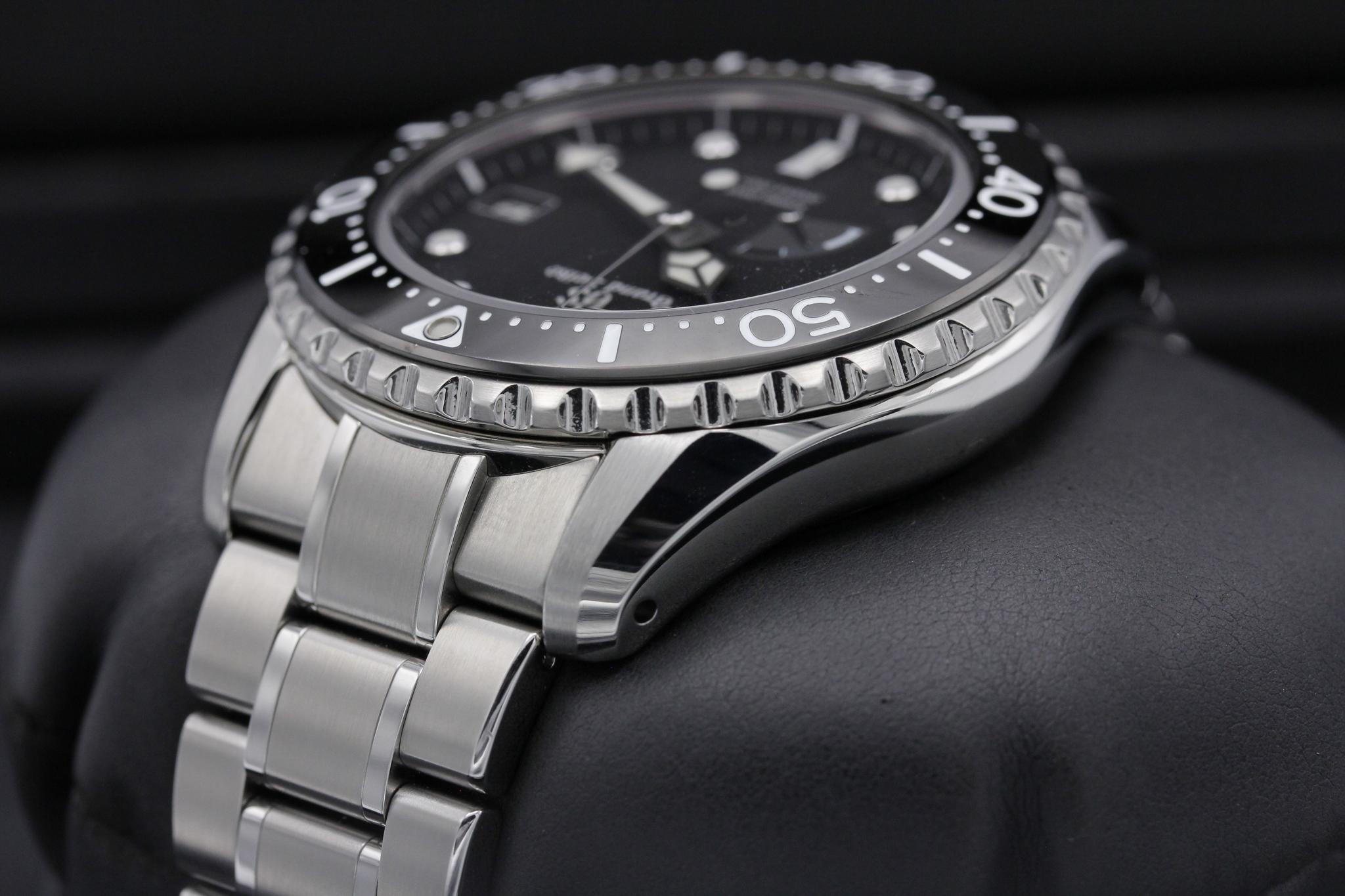 Watch Image 5