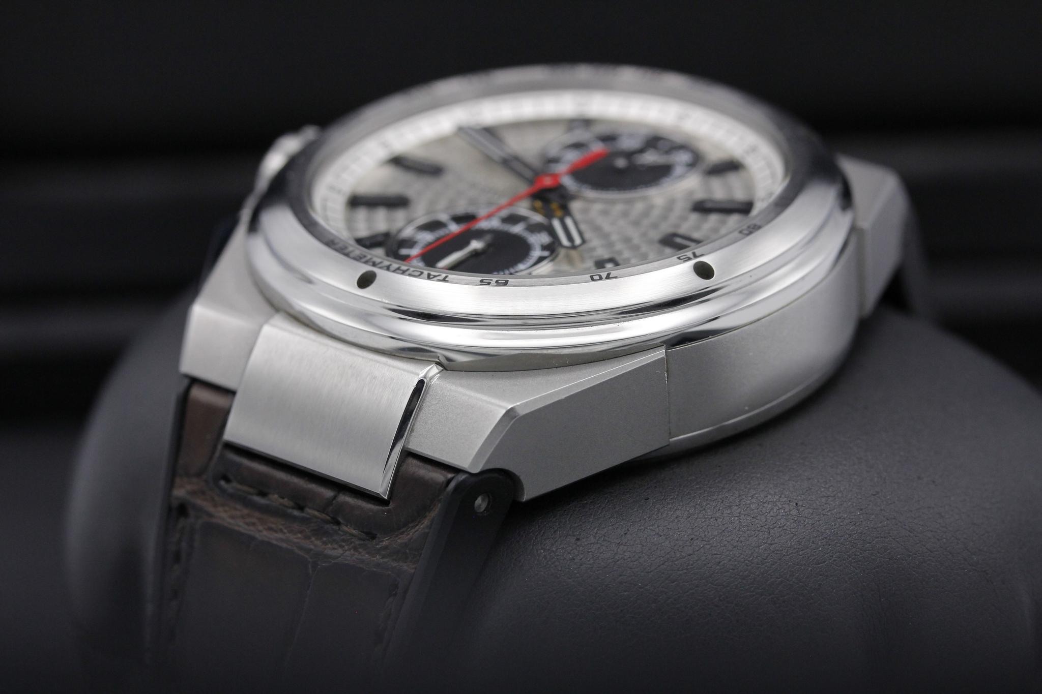 Watch Image 5