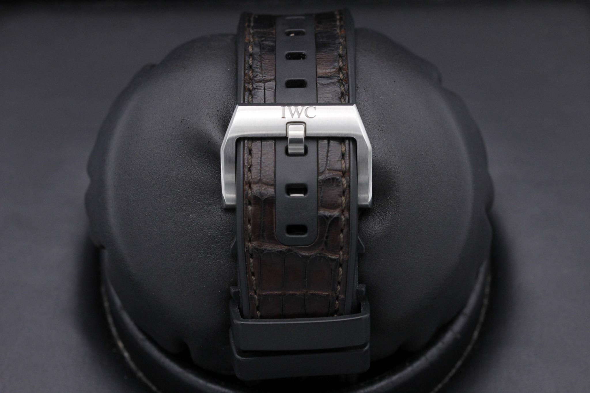 Watch Image 8