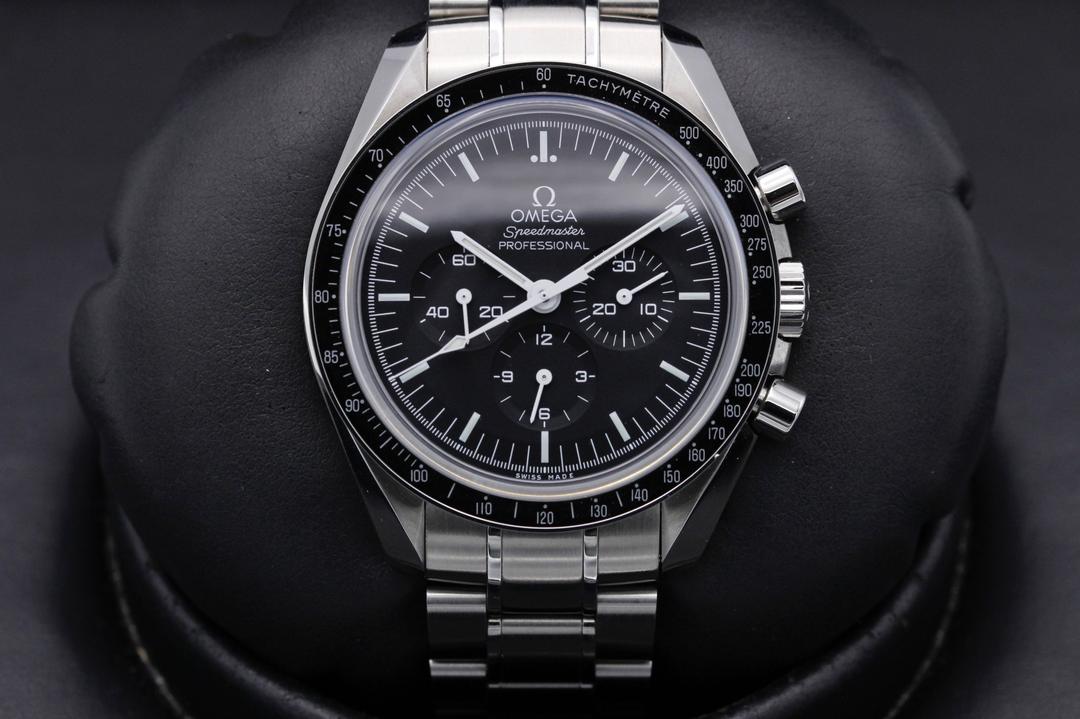 Omega Speedmaster "Sapphire Sandwich" 311.30.42.30.01.006