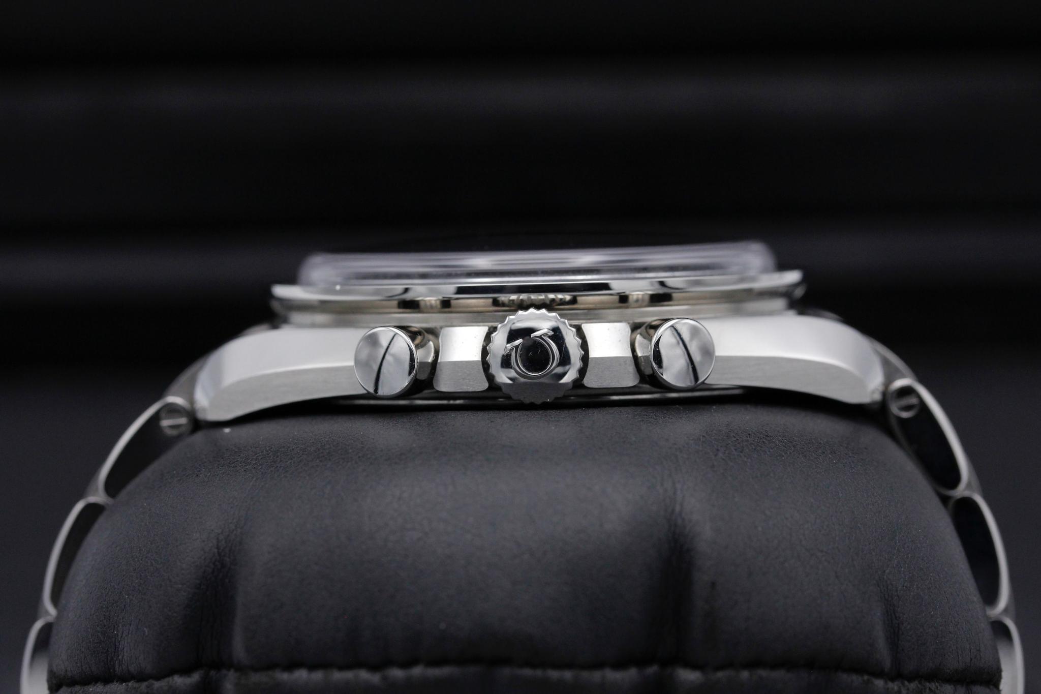 Watch Image 3
