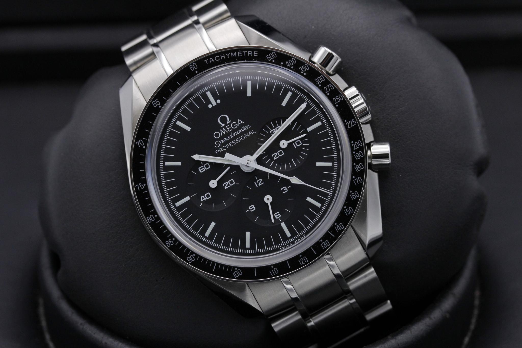 Watch Image 10