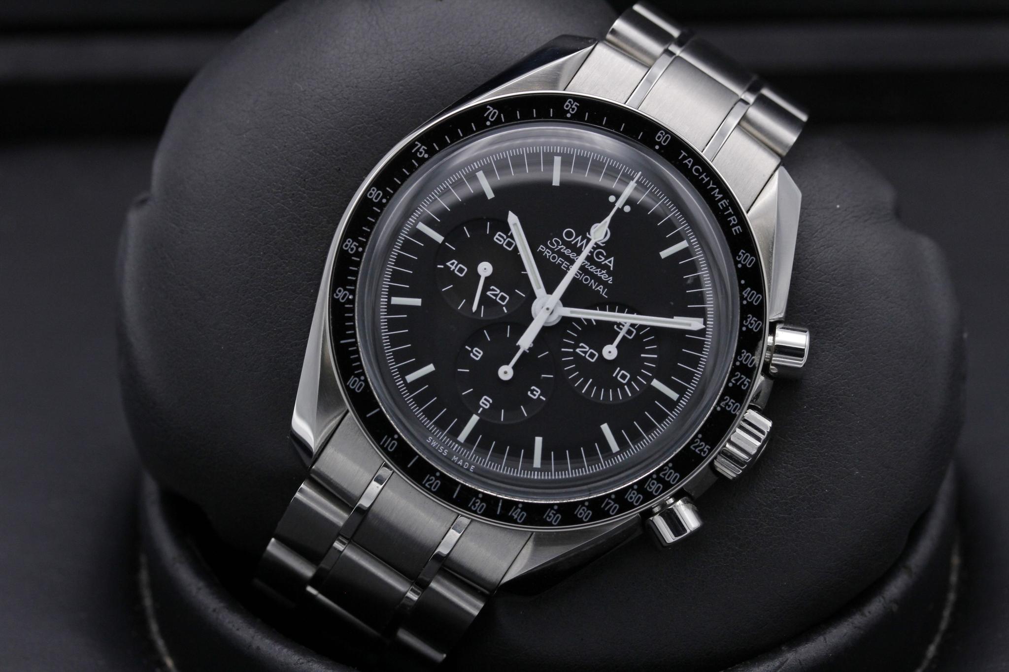 Watch Image 9