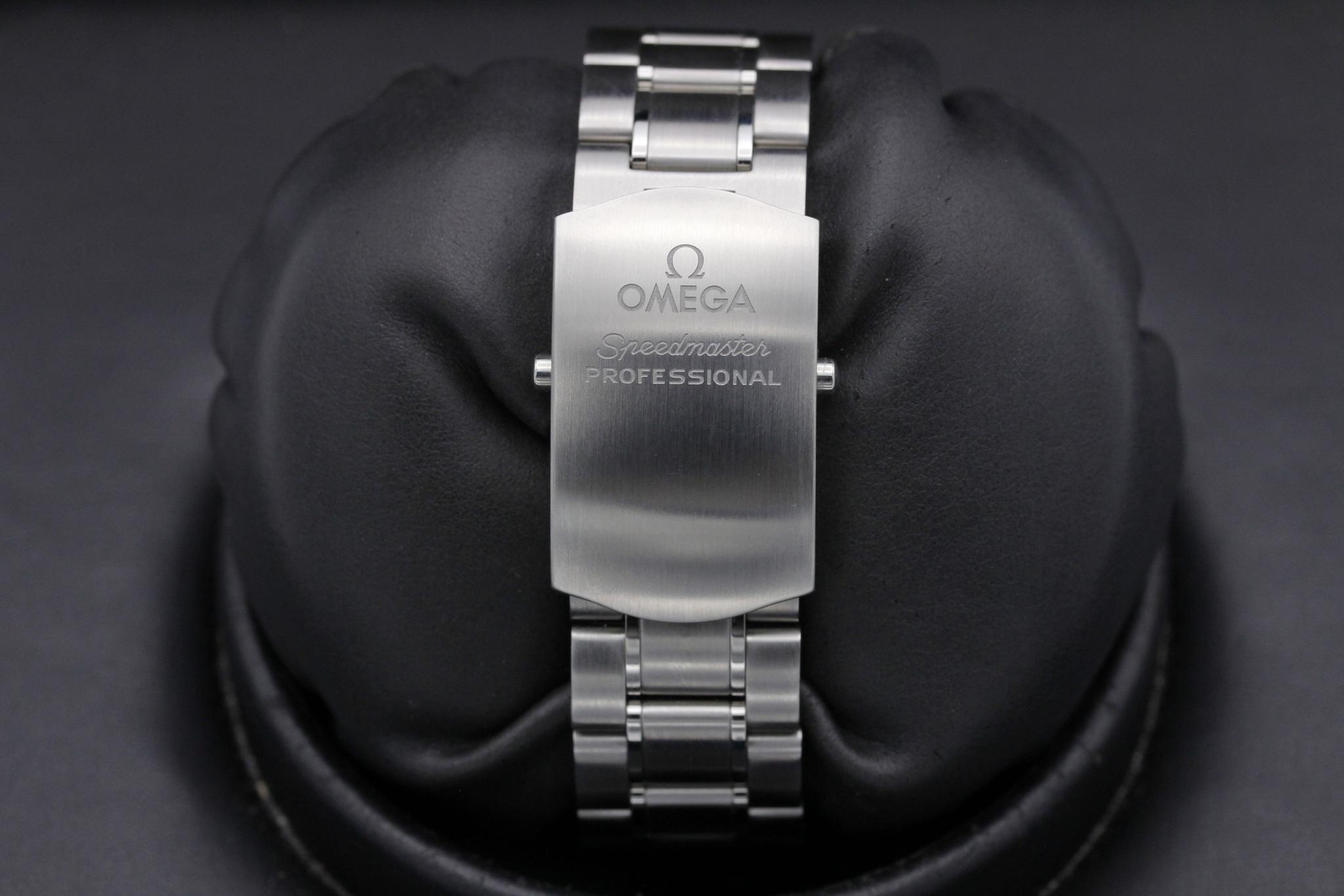 Watch Image 8