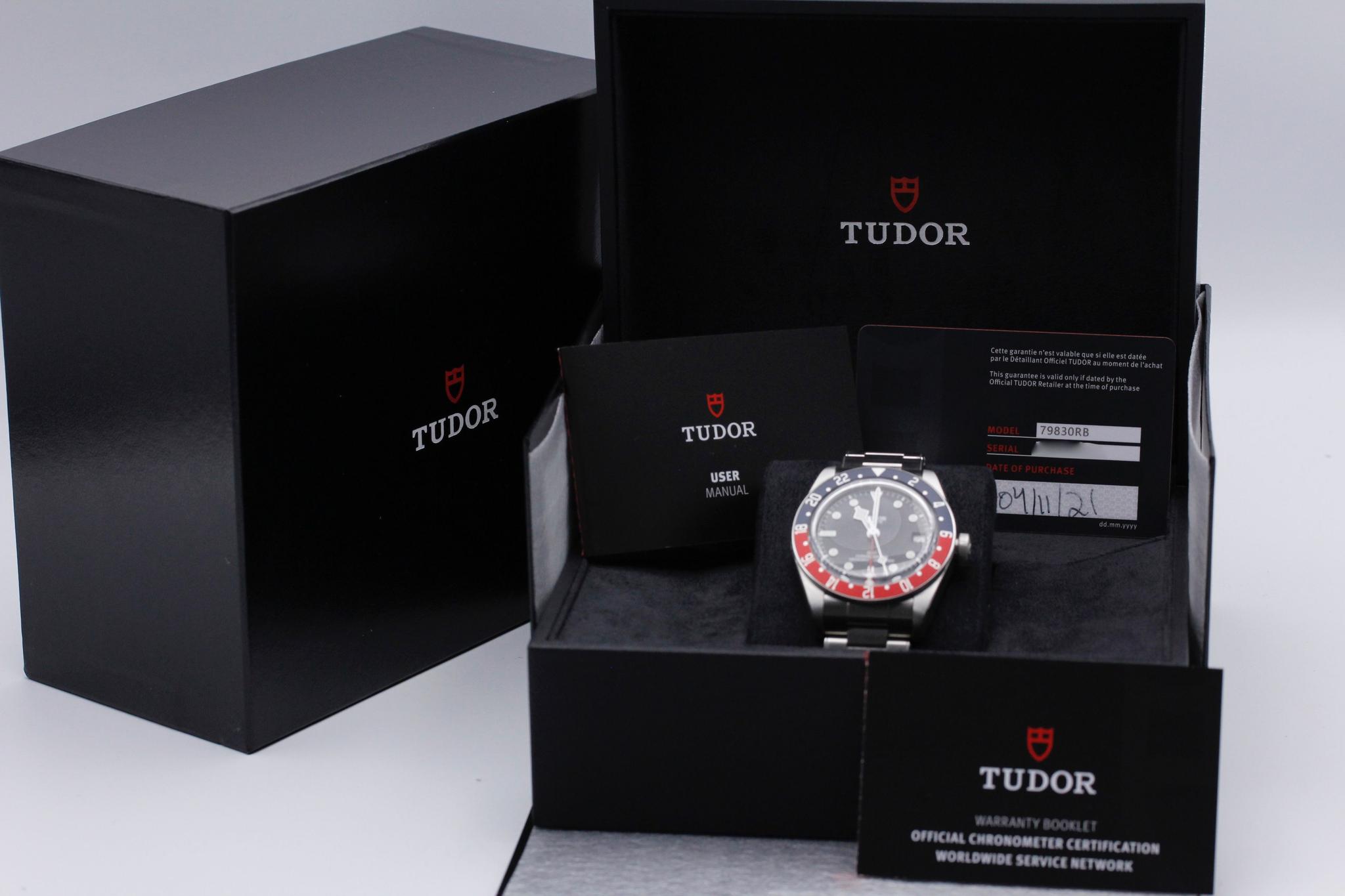 Watch Image 11