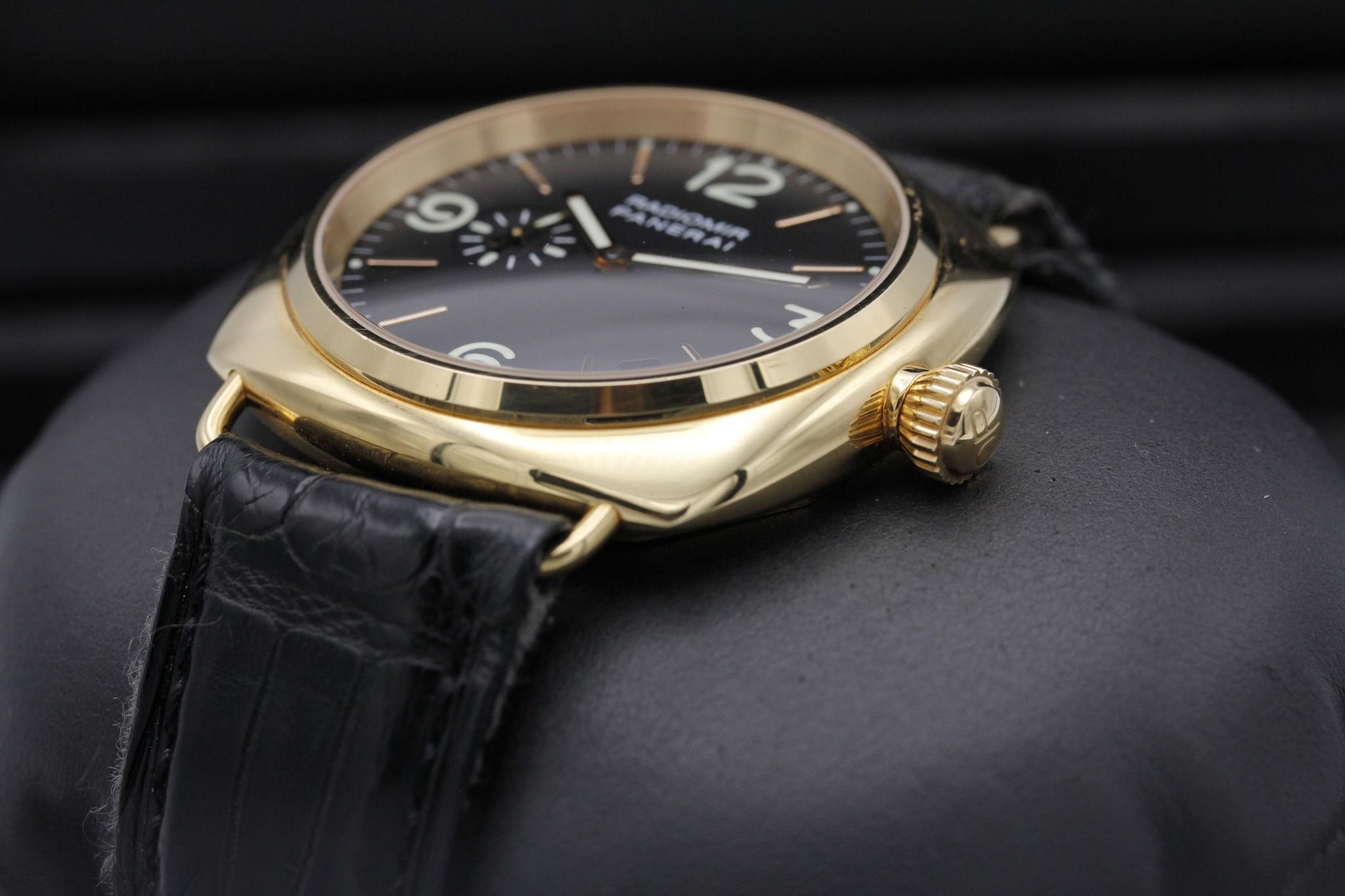 Watch Image 2