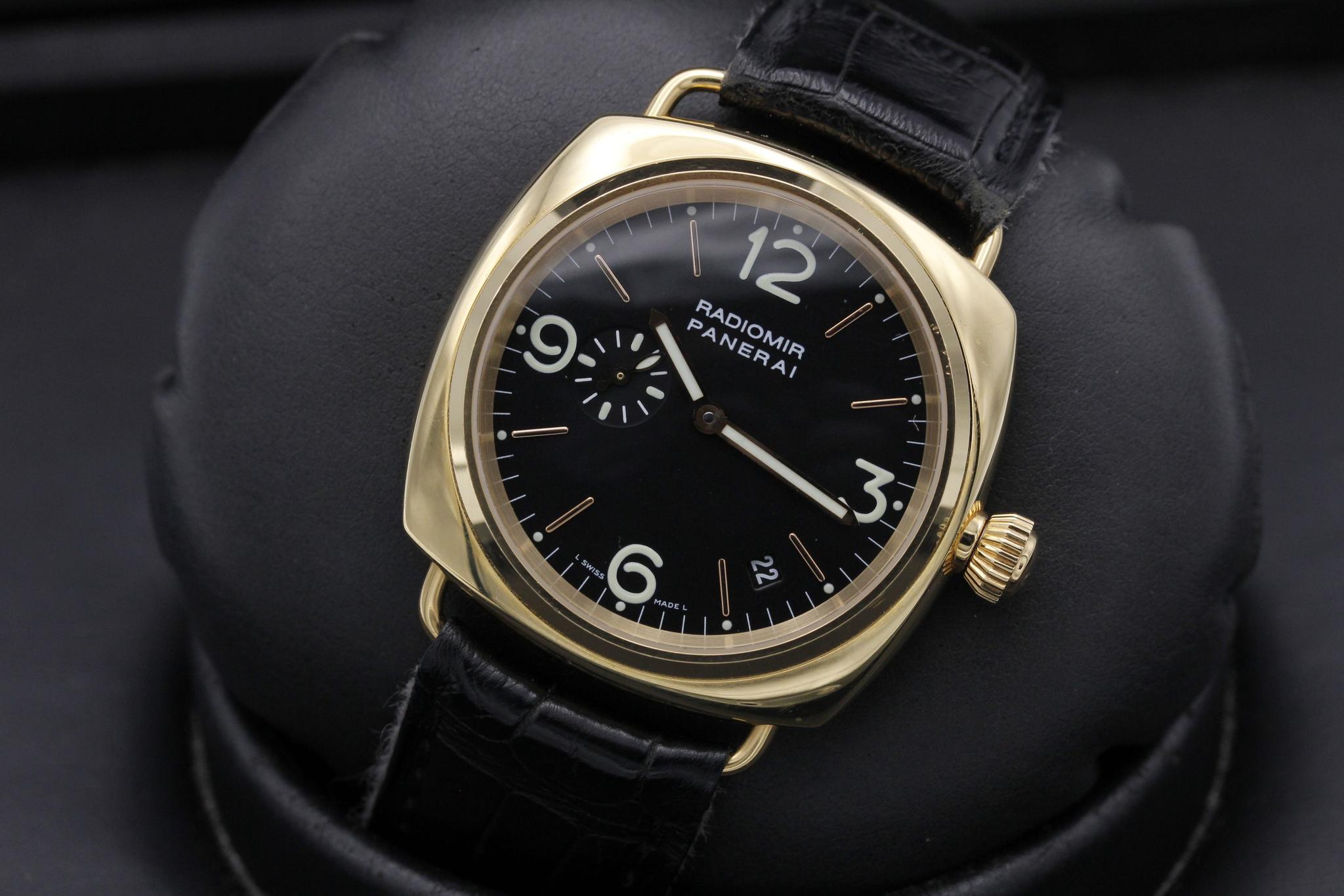 Watch Image 9