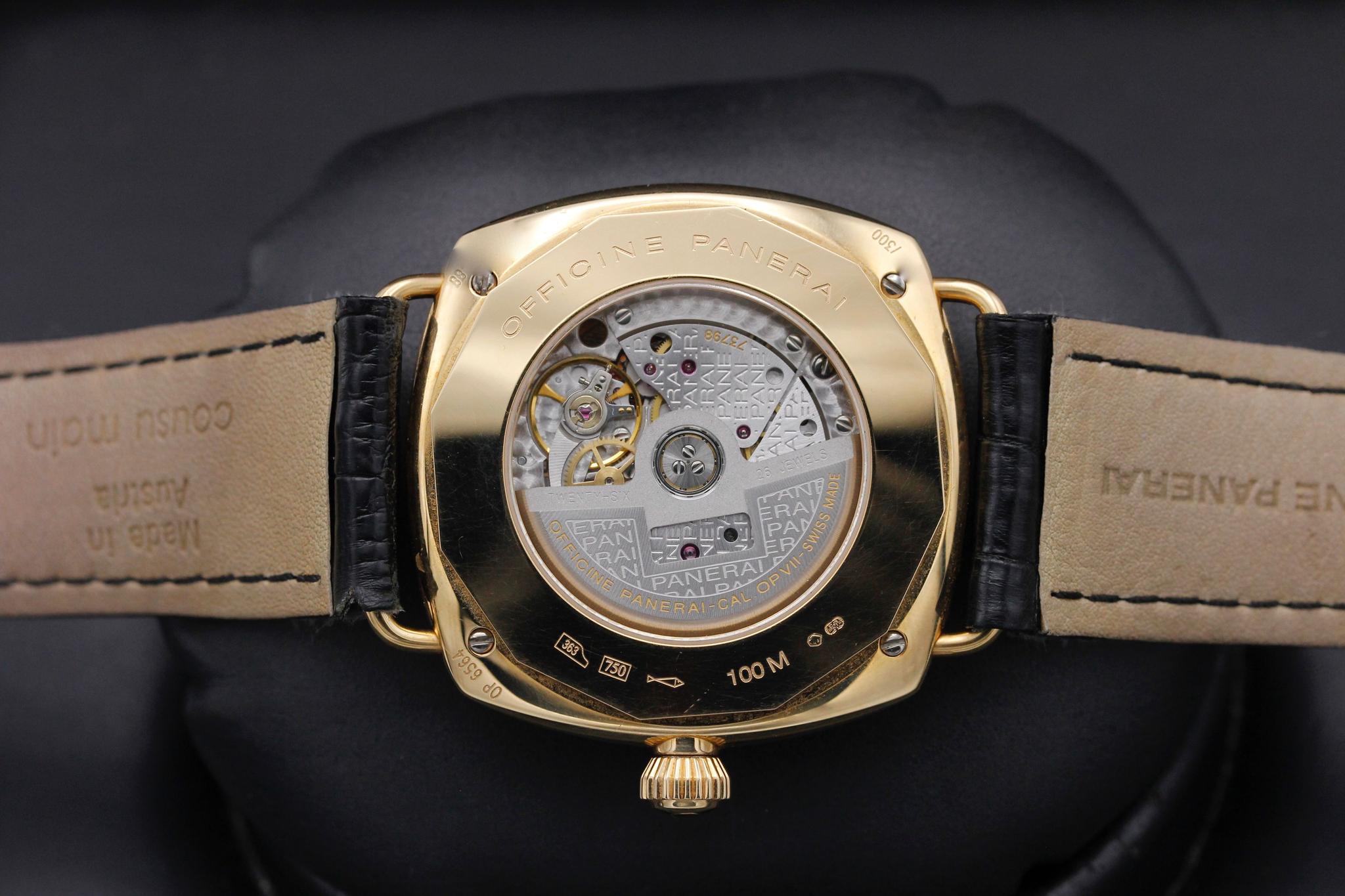 Watch Image 7