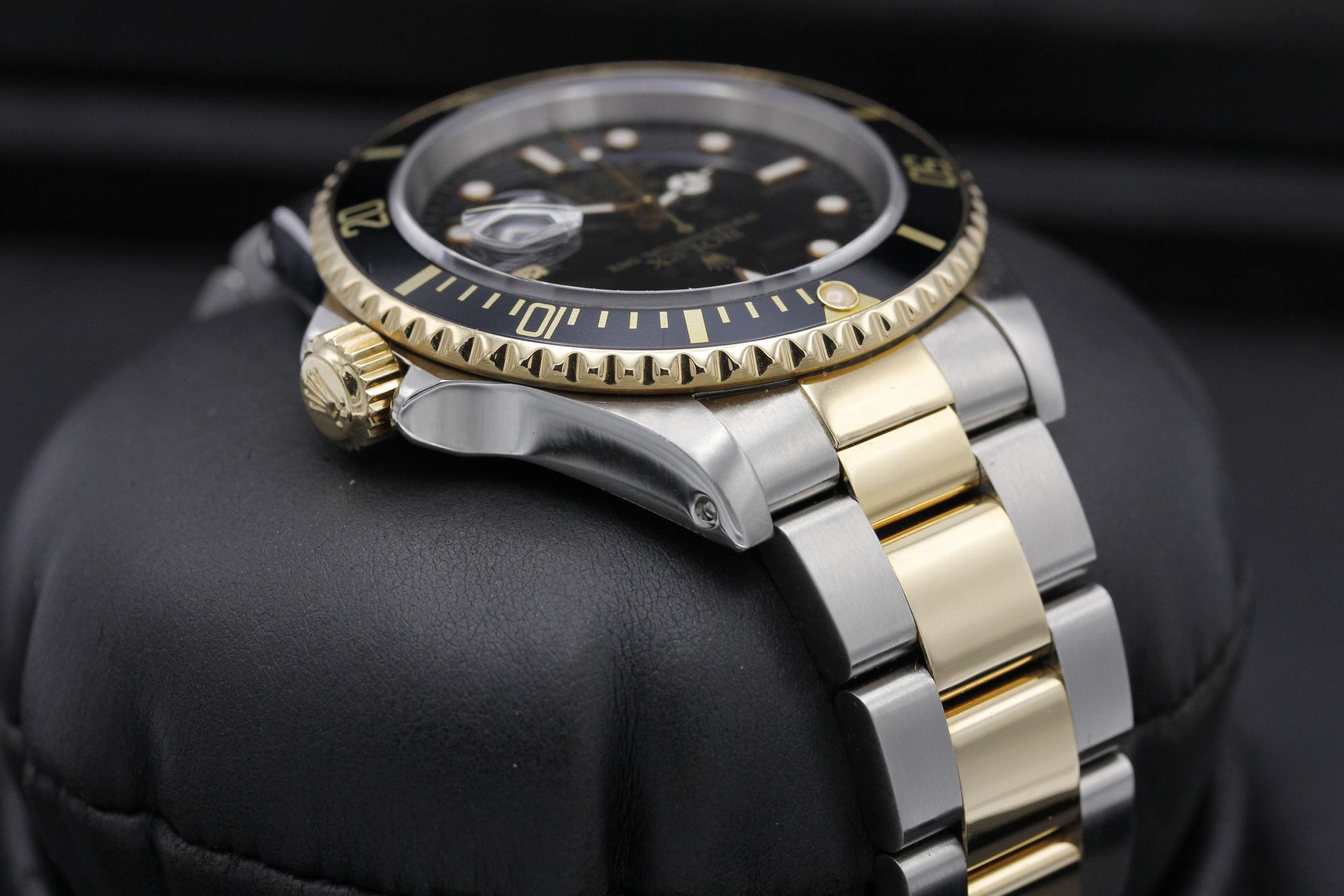 Watch Image 4