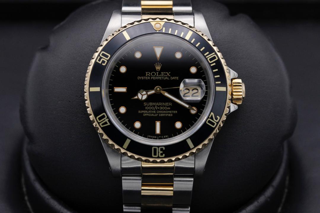 Rolex Submariner Date 16613