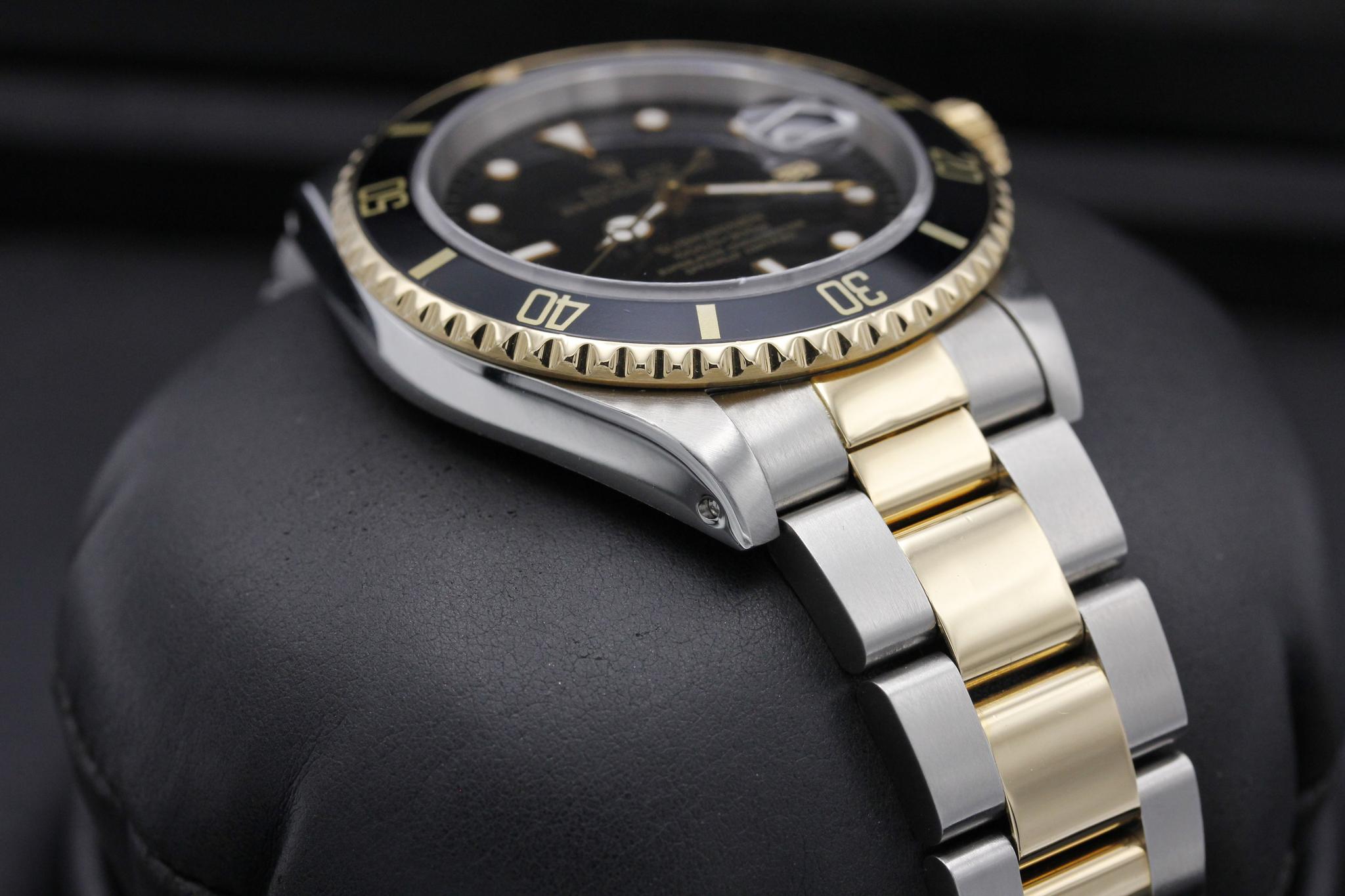 Watch Image 6