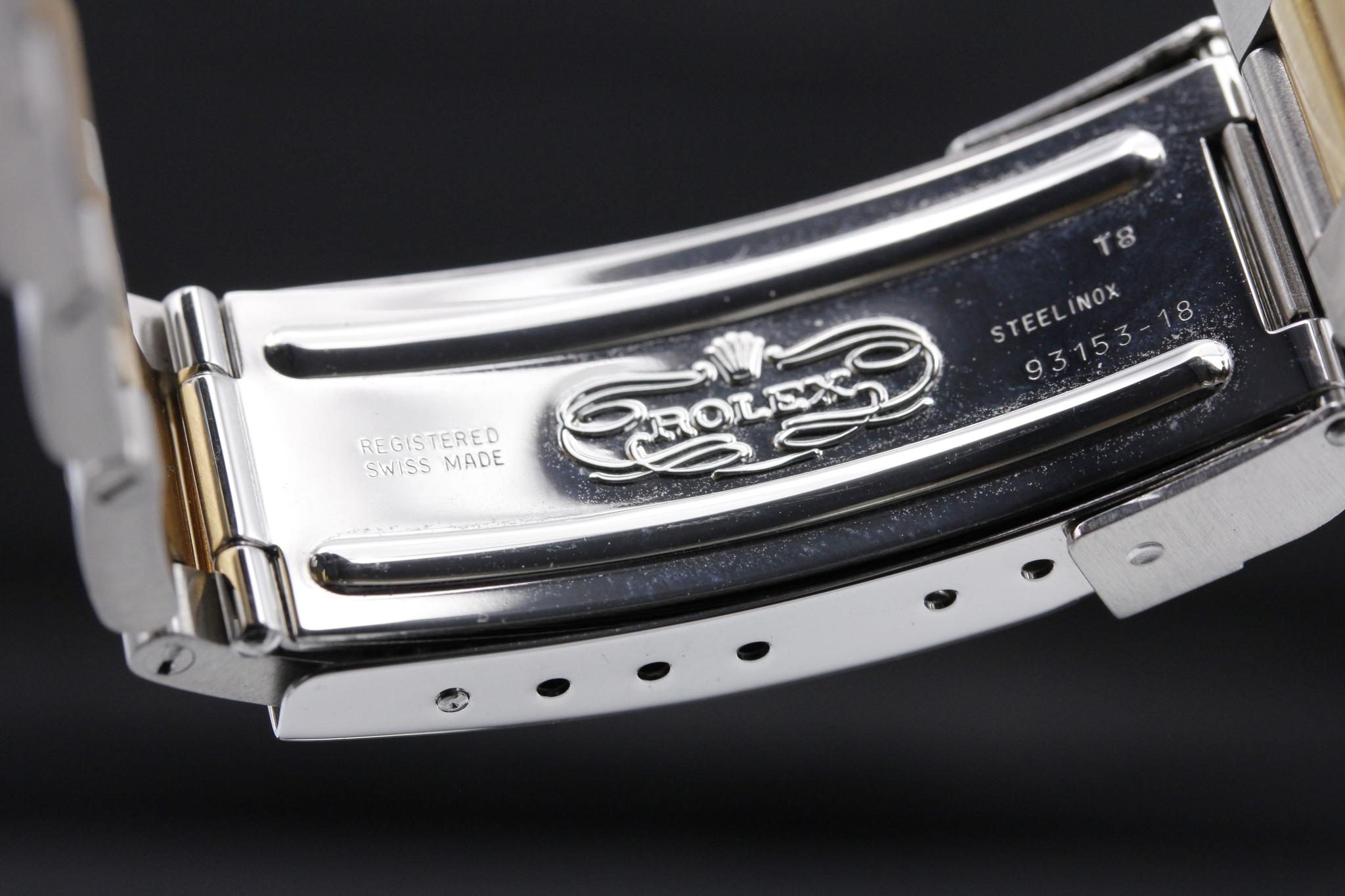 Watch Image 10