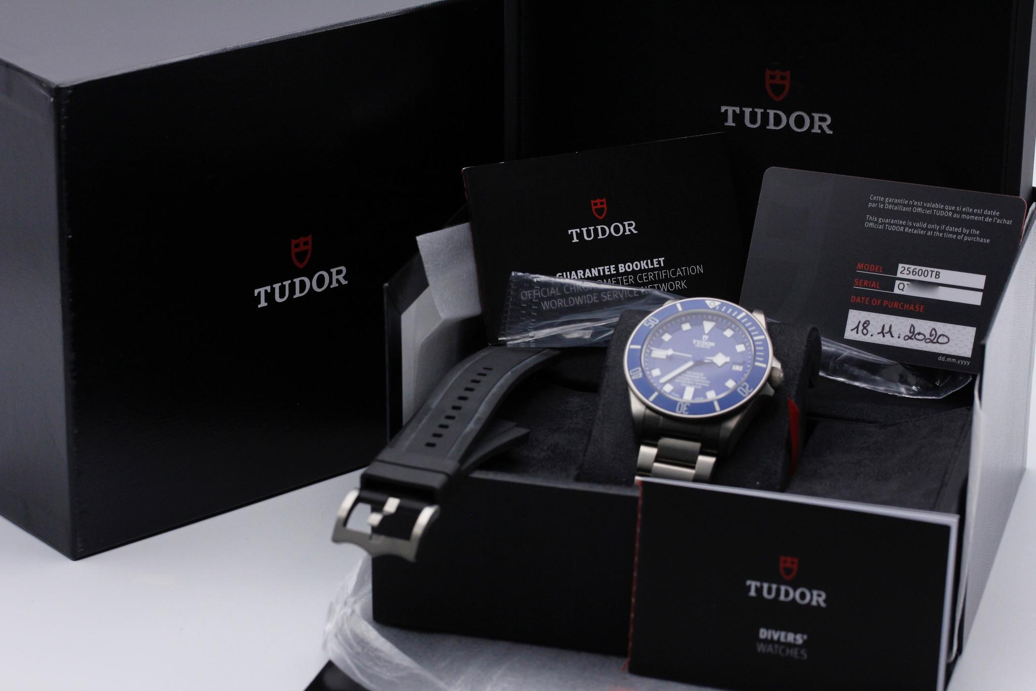 Watch Image 11