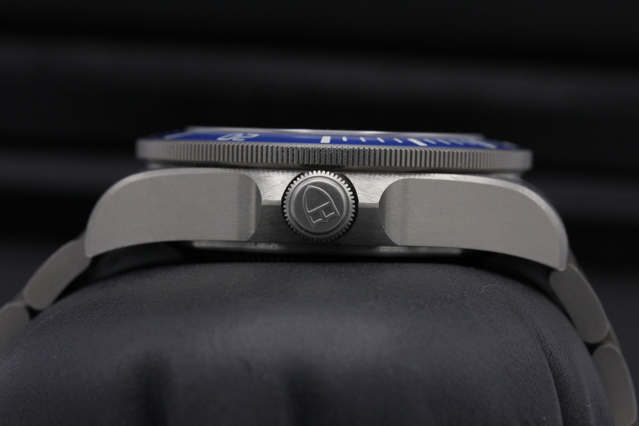 Watch Image 3