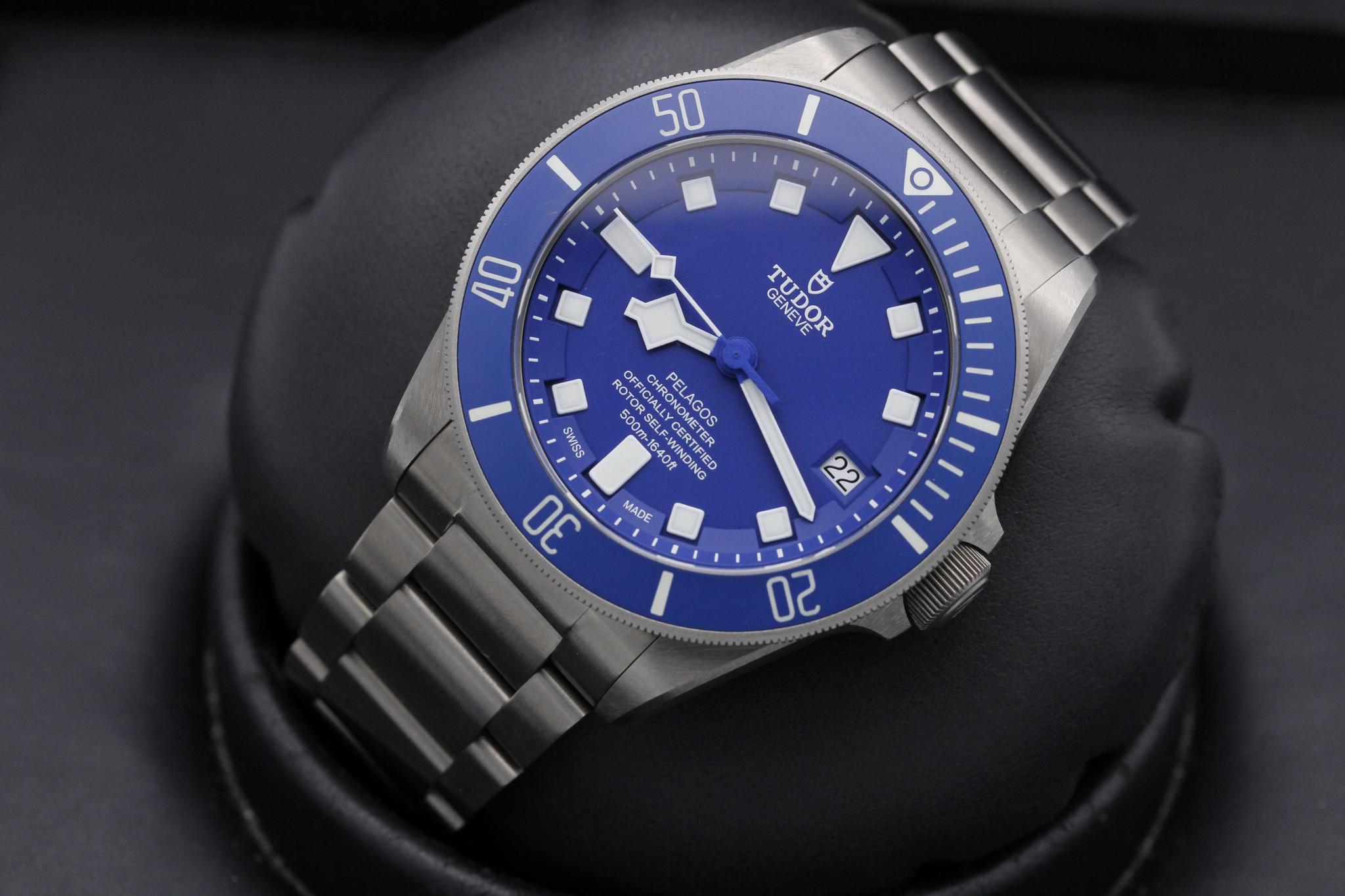 Watch Image 9
