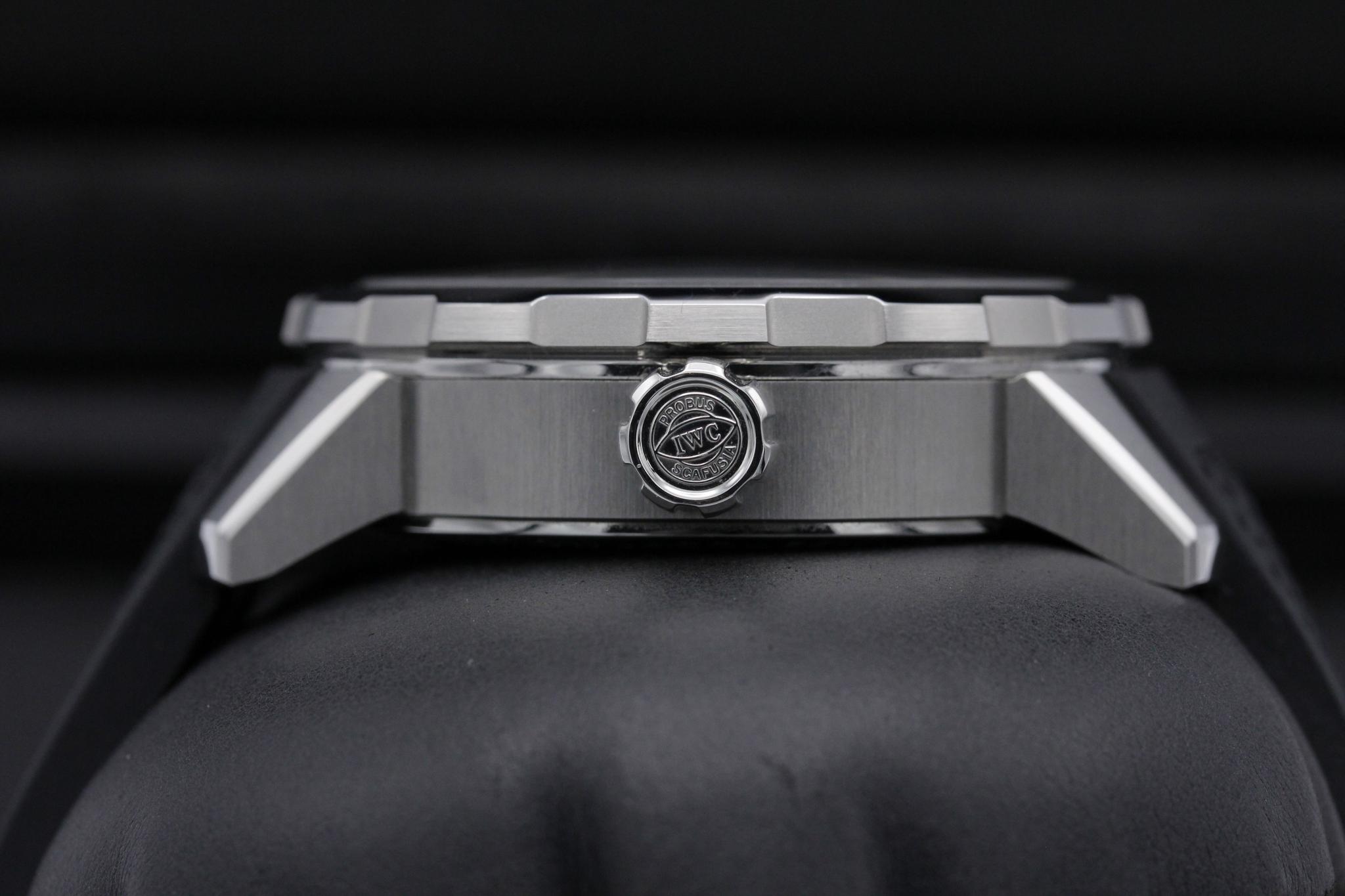 Watch Image 3