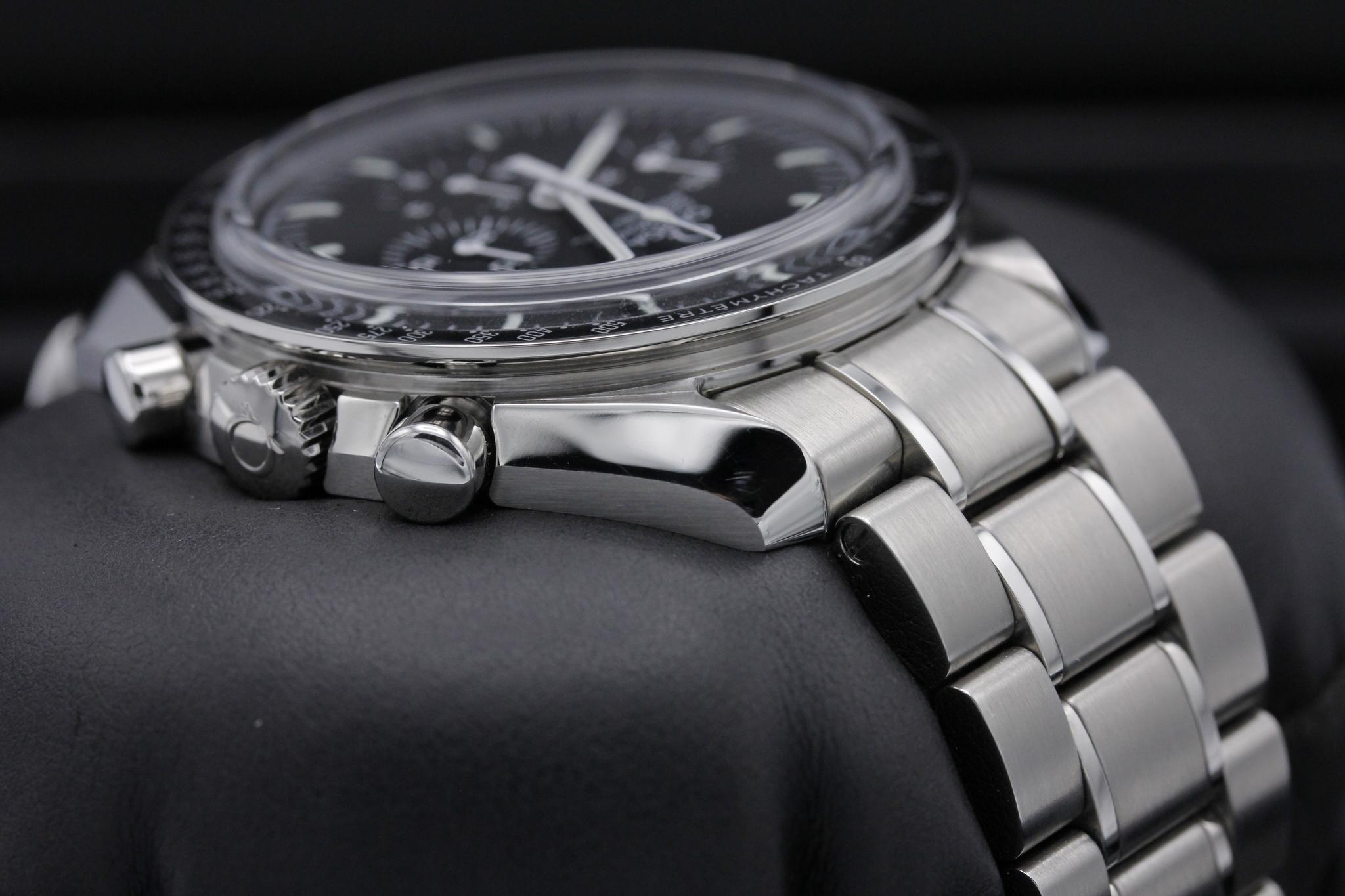 Watch Image 4