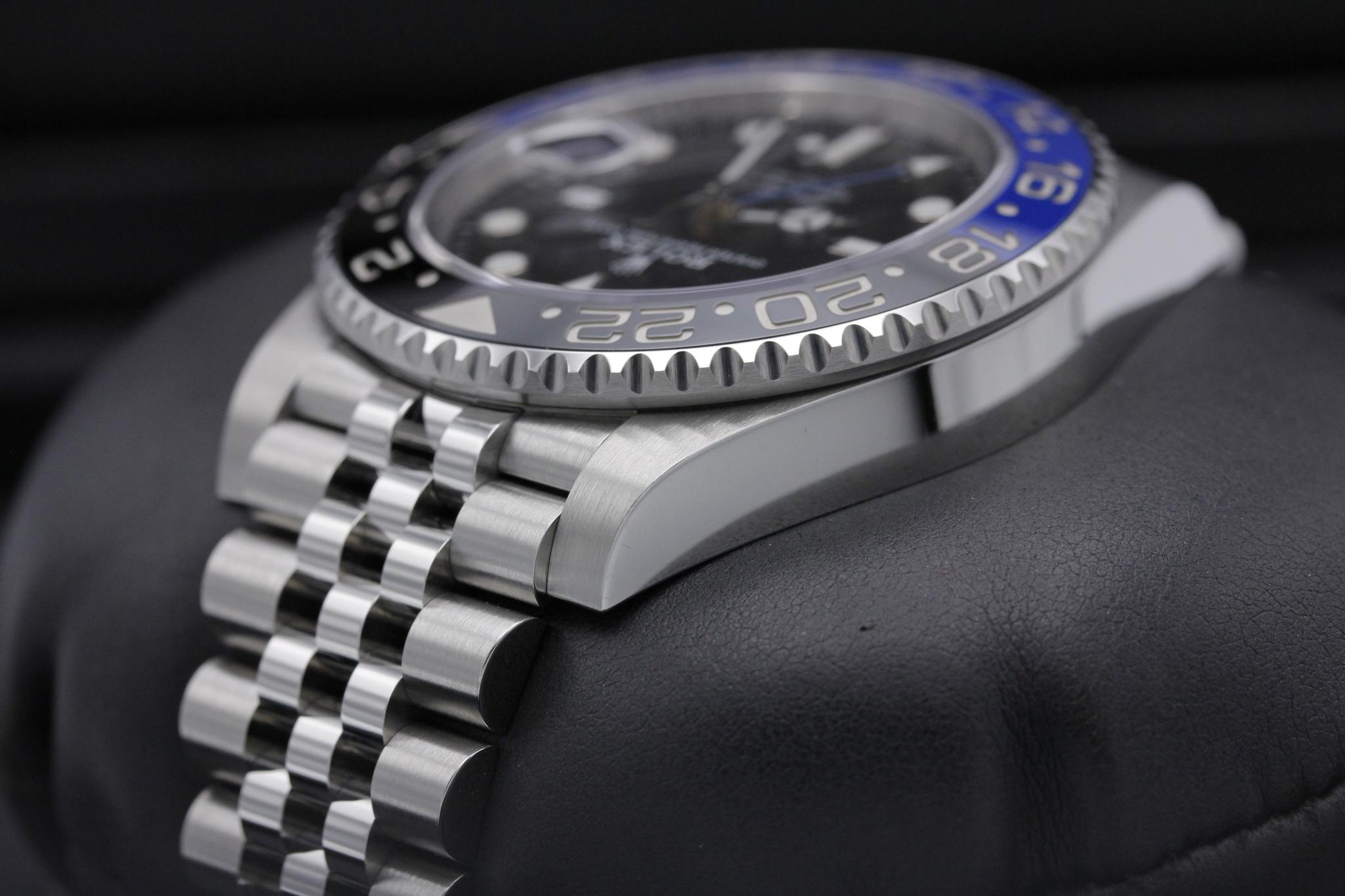 Watch Image 5