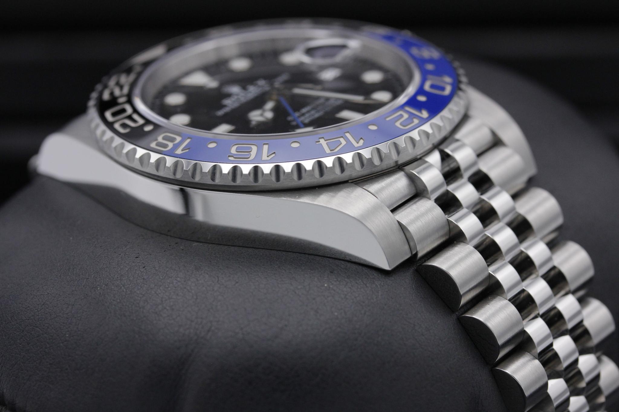 Watch Image 6