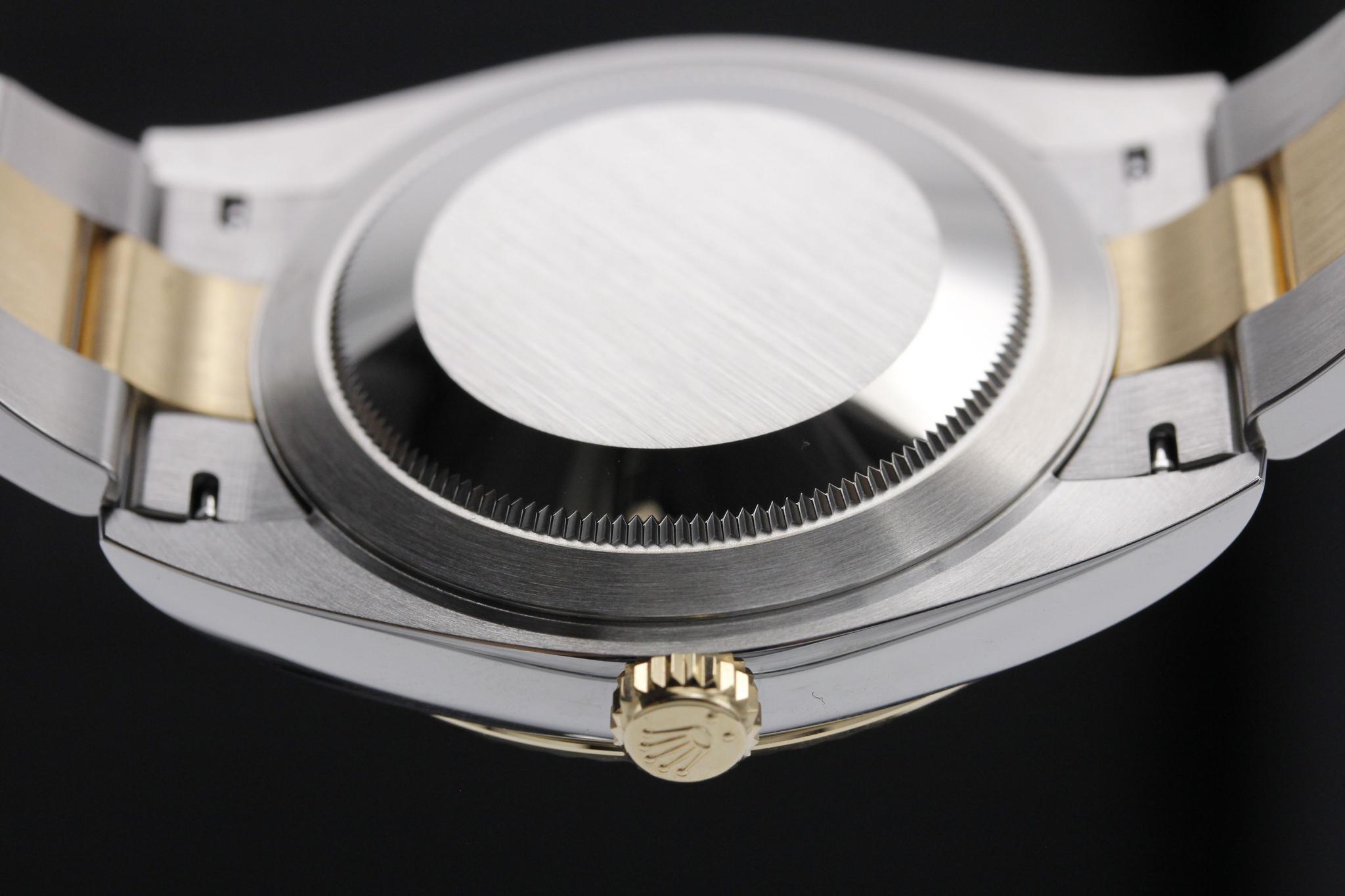 Watch Image 7