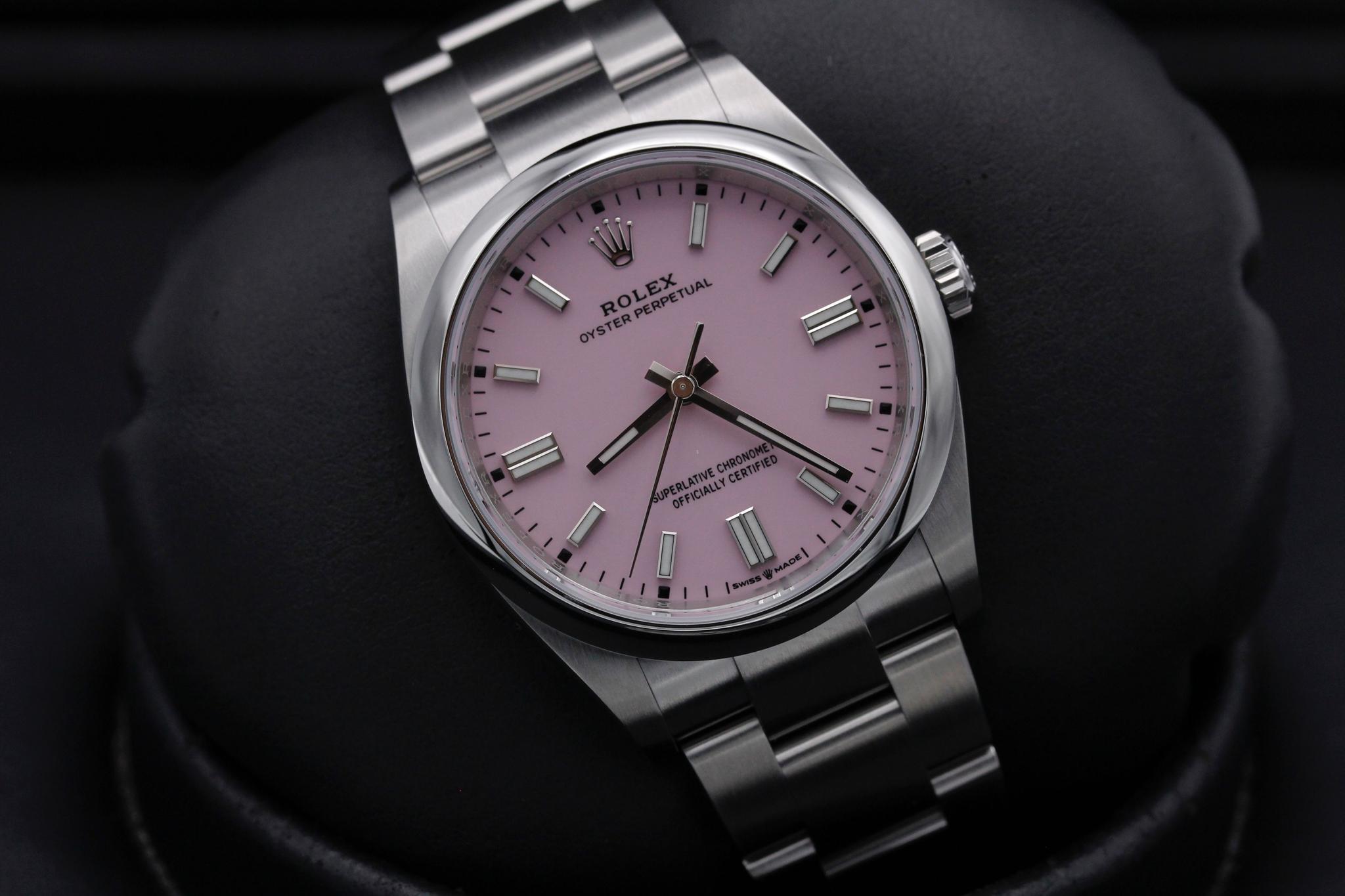 Watch Image 9