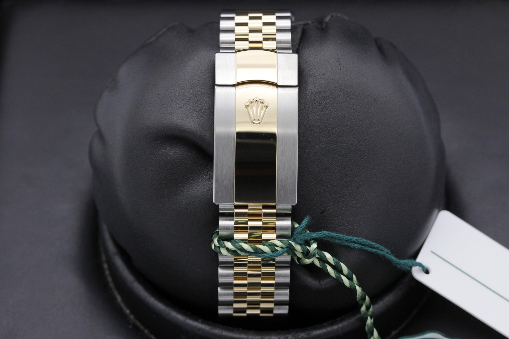 Watch Image 8