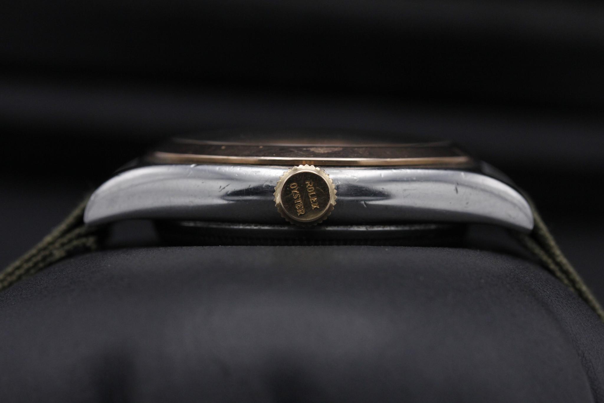 Watch Image 4