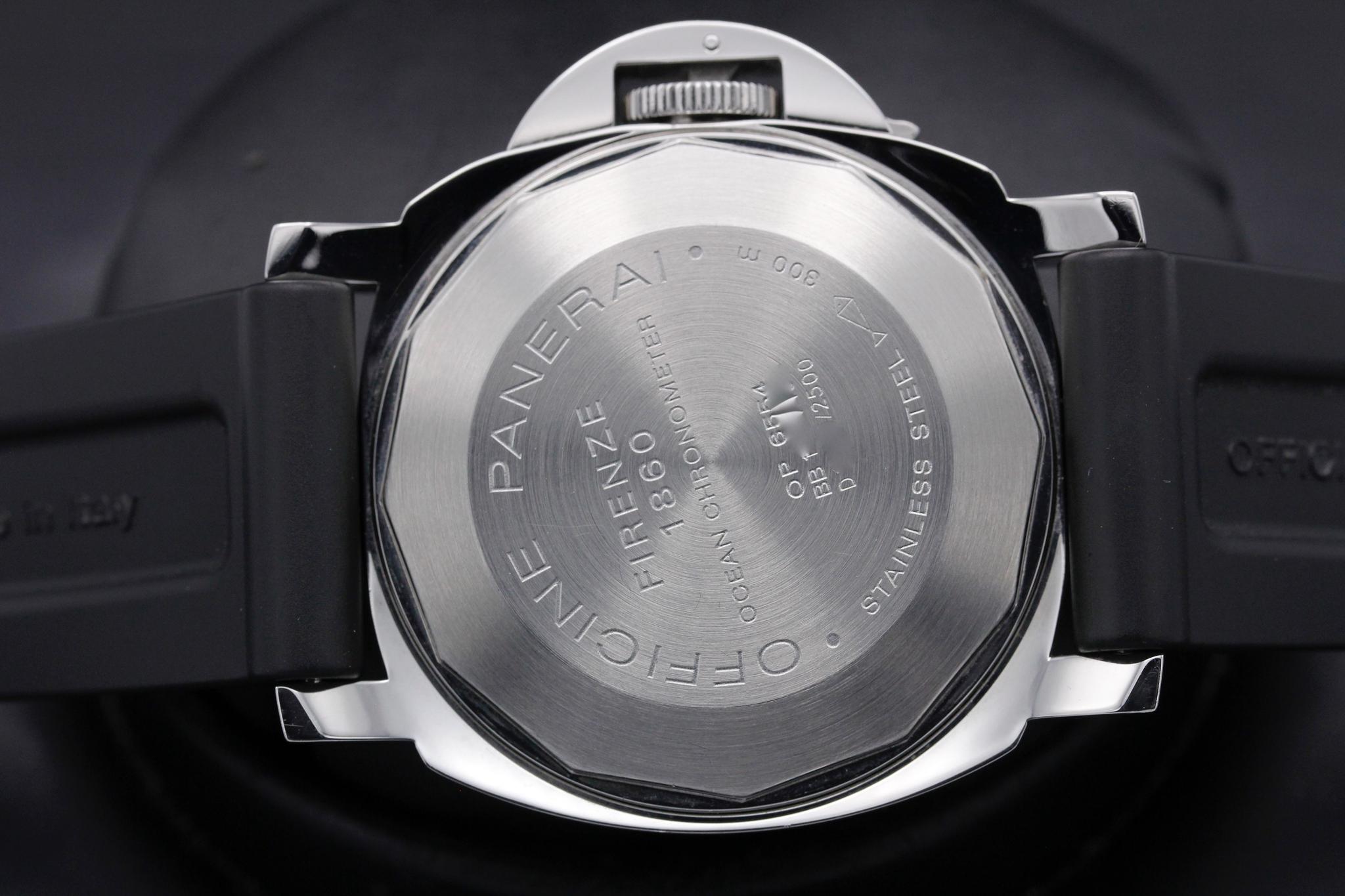 Watch Image 7