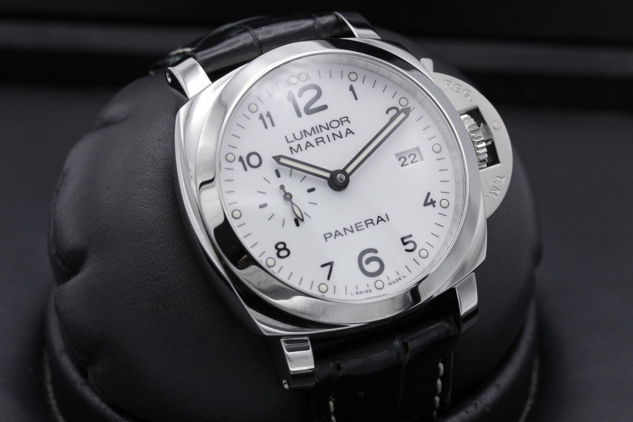 Watch Image 9