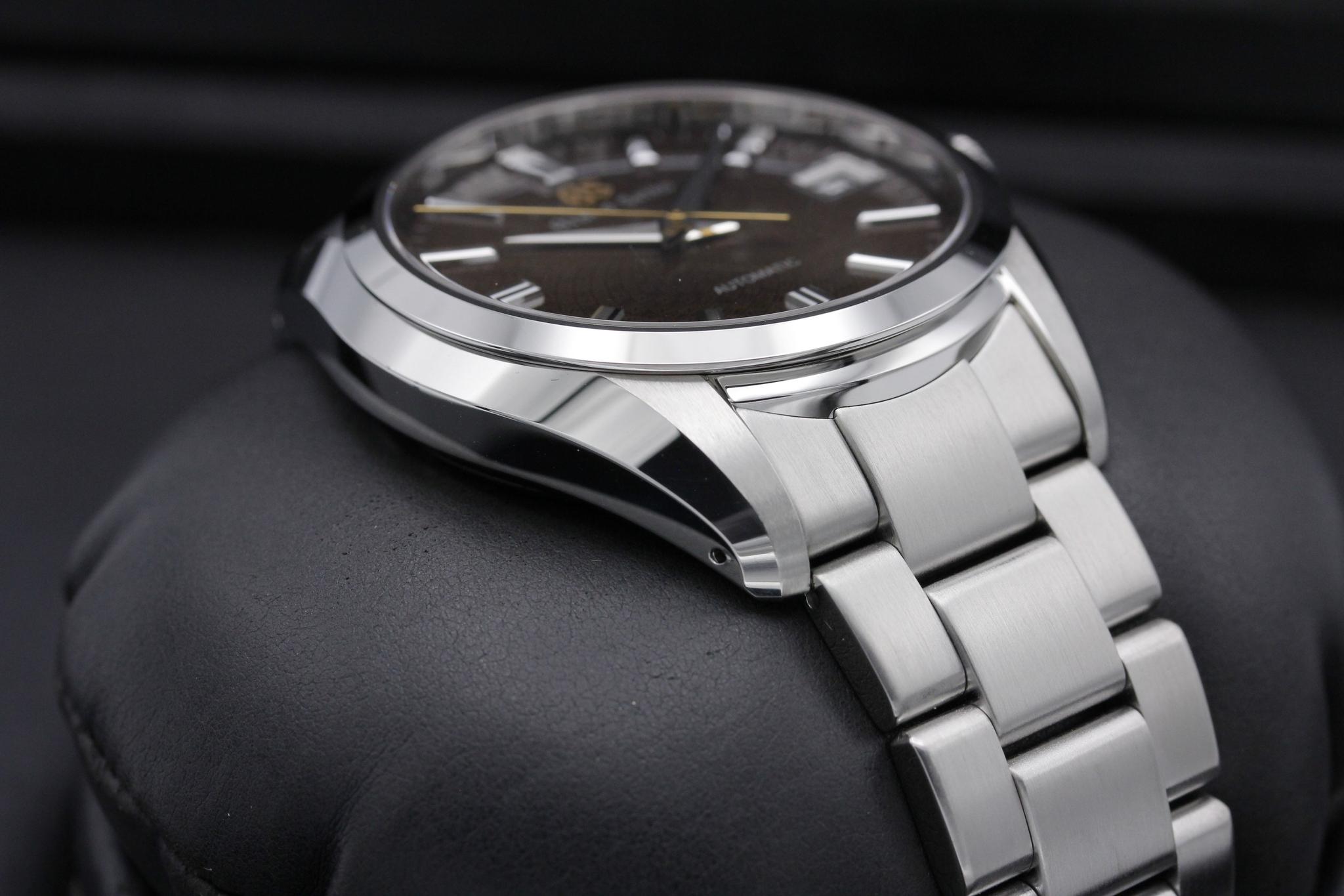Watch Image 6