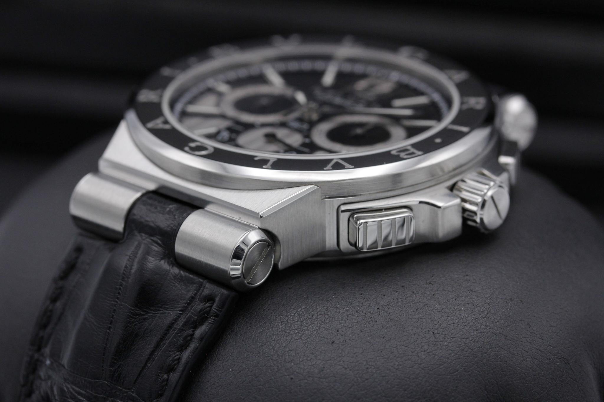Watch Image 2