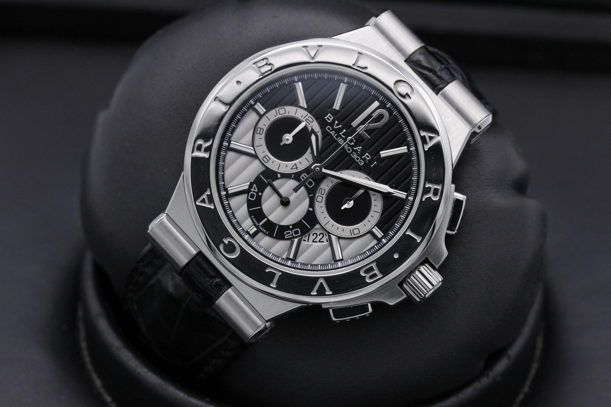 Watch Image 9