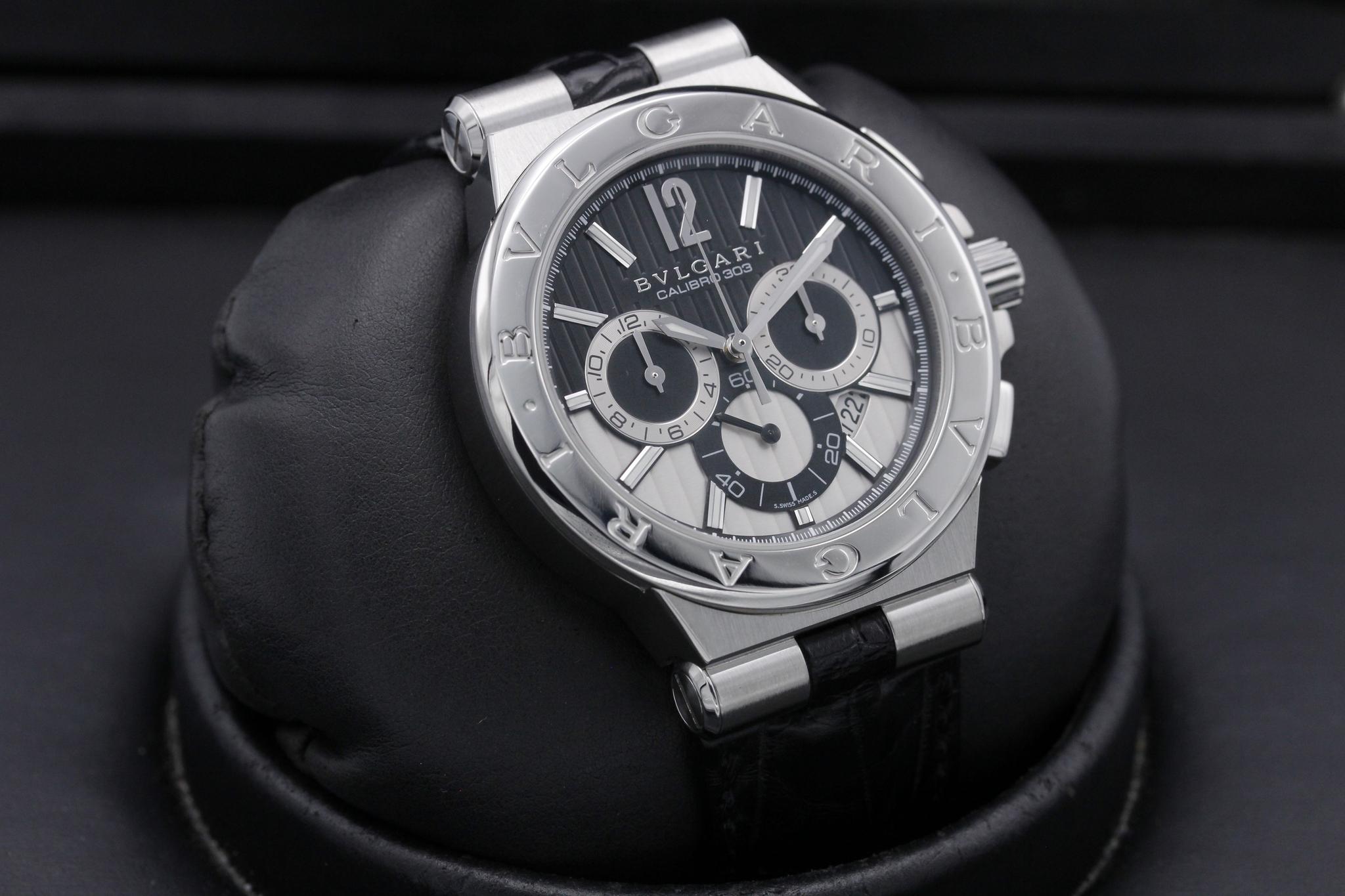 Watch Image 10
