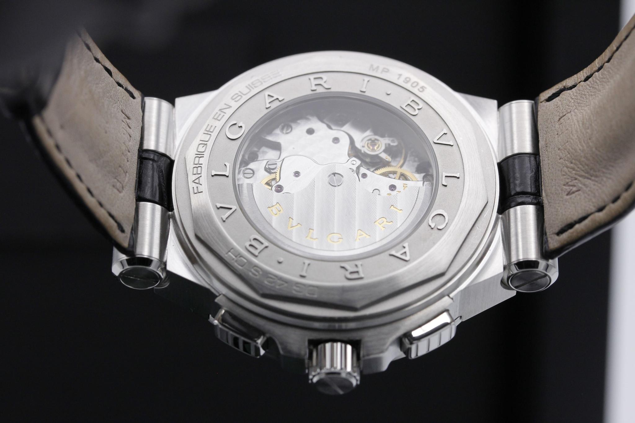 Watch Image 7