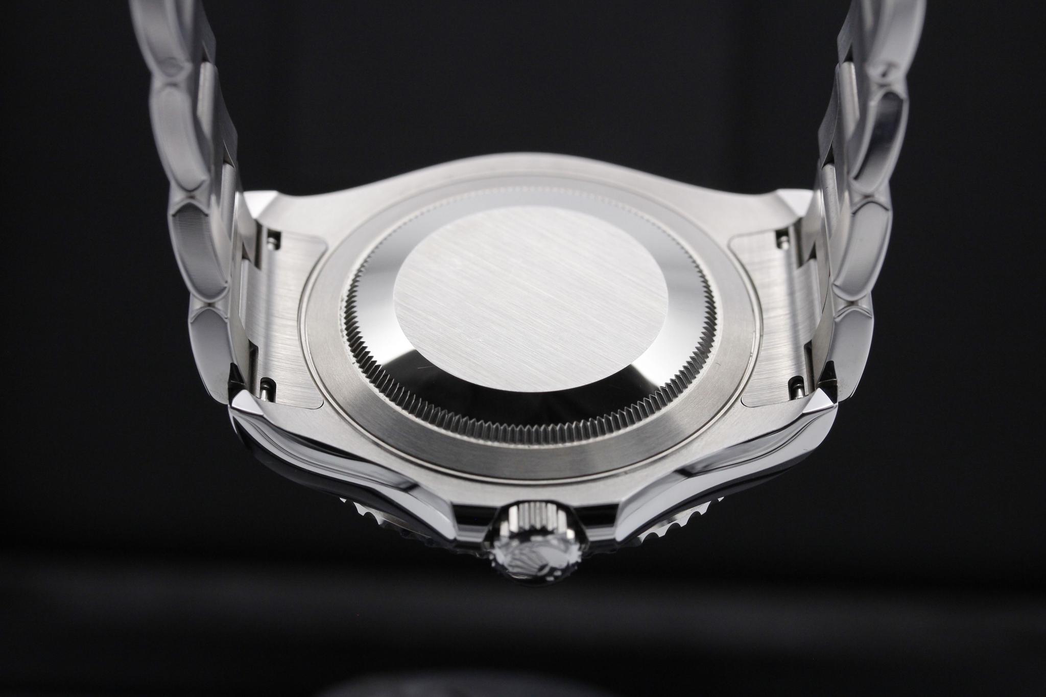Watch Image 7