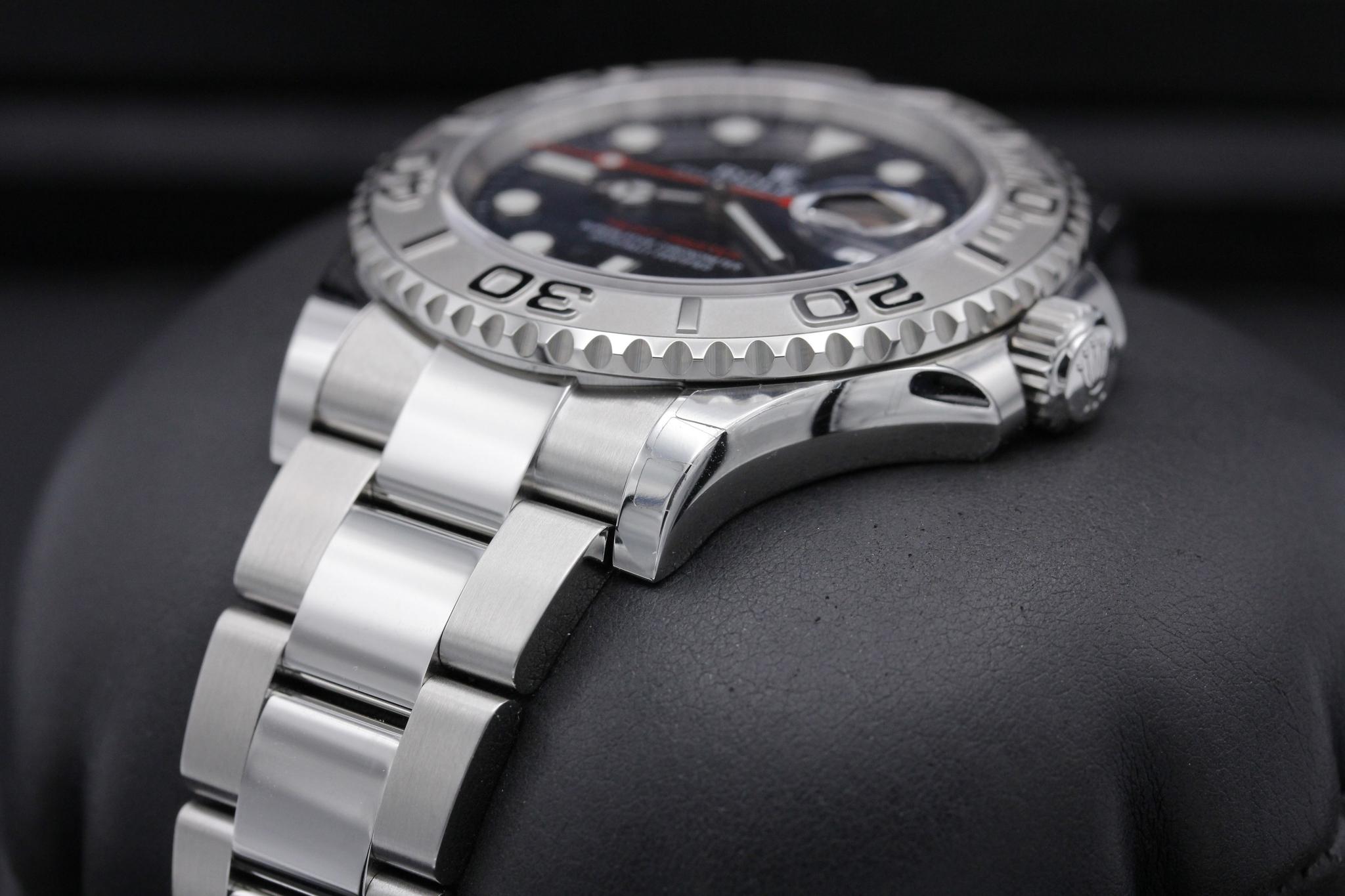 Watch Image 2