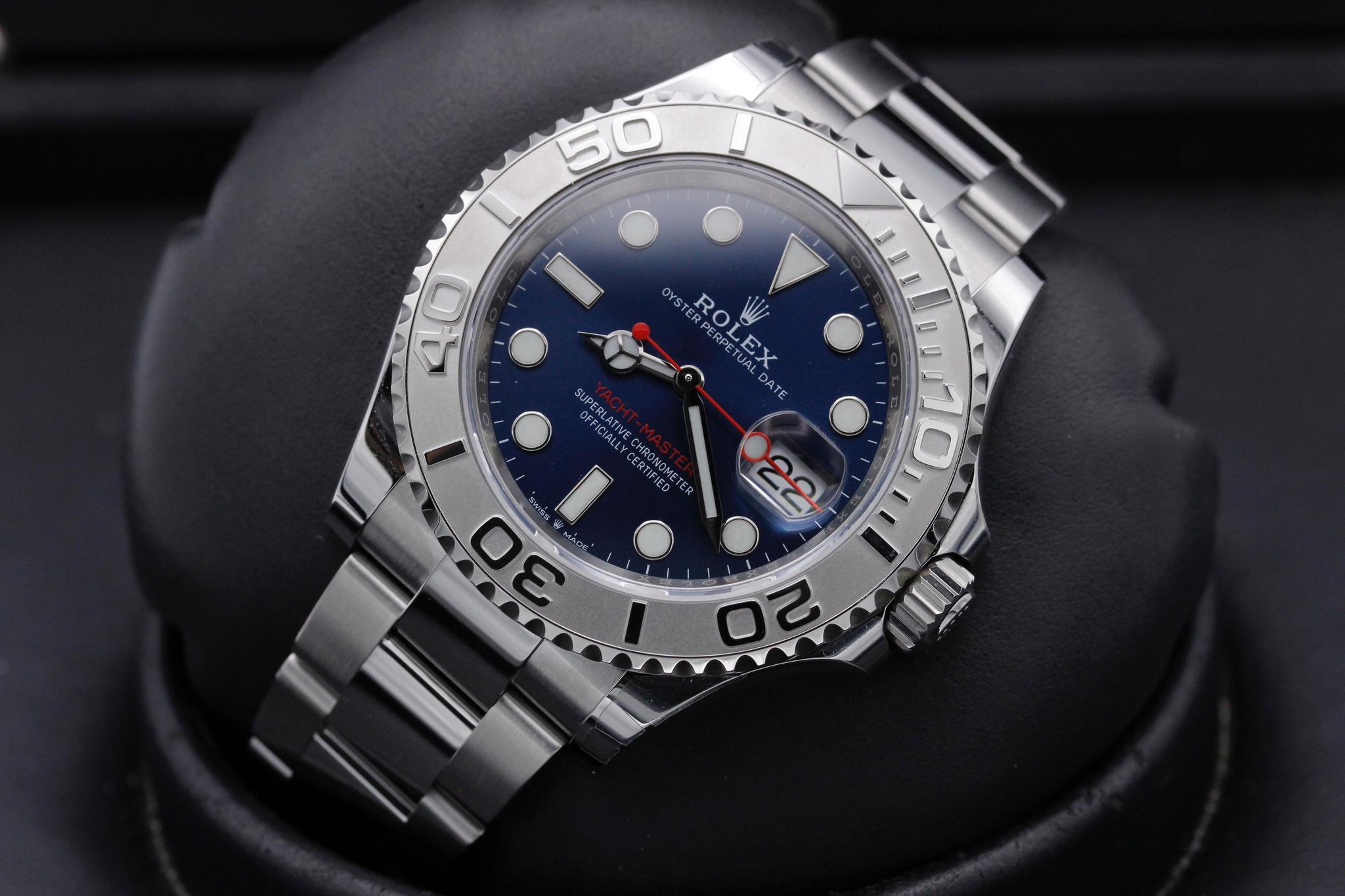 Watch Image 9