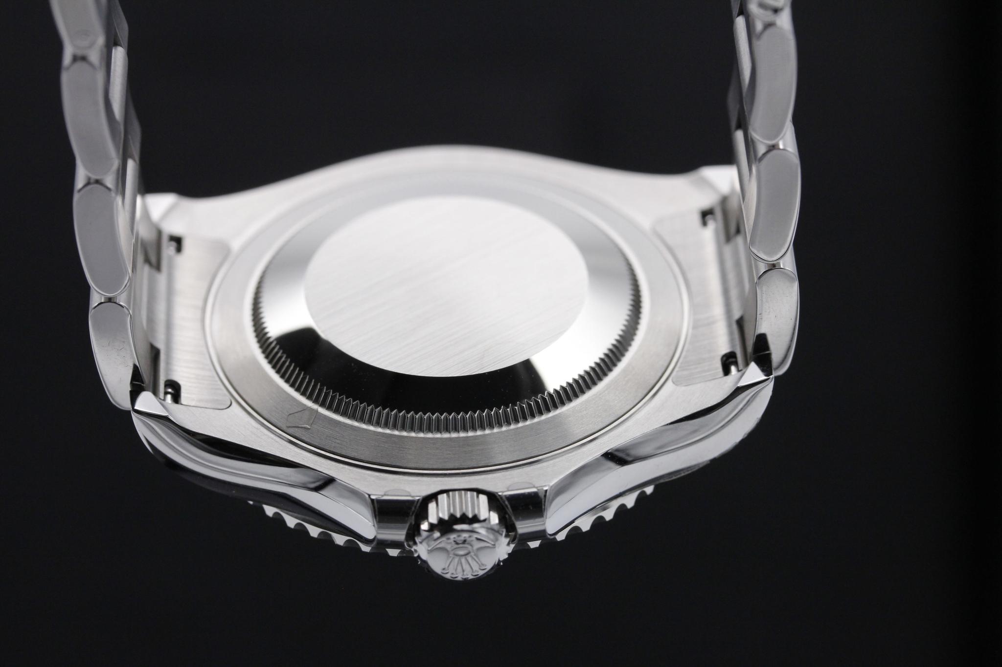 Watch Image 7