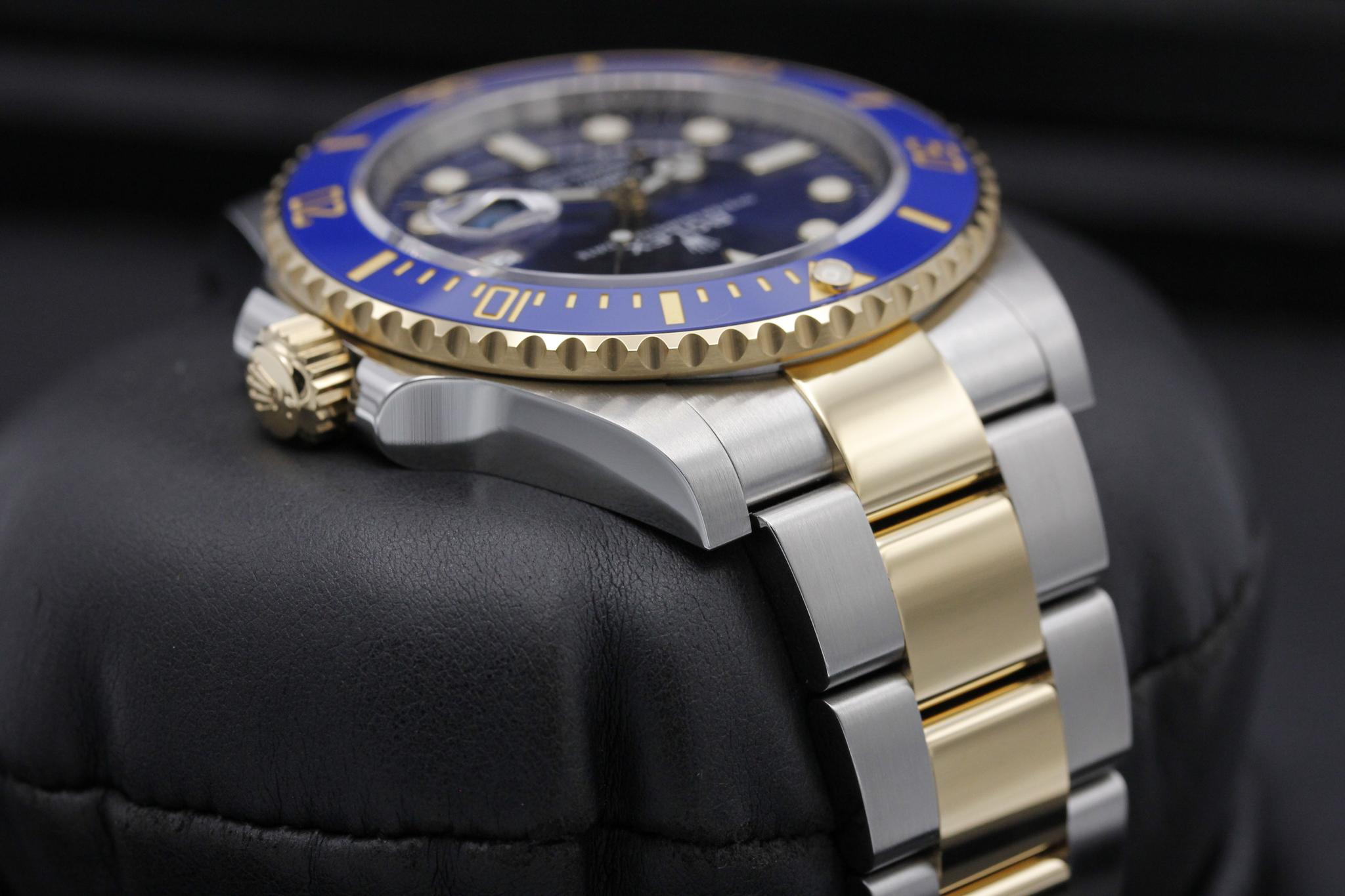 Watch Image 4