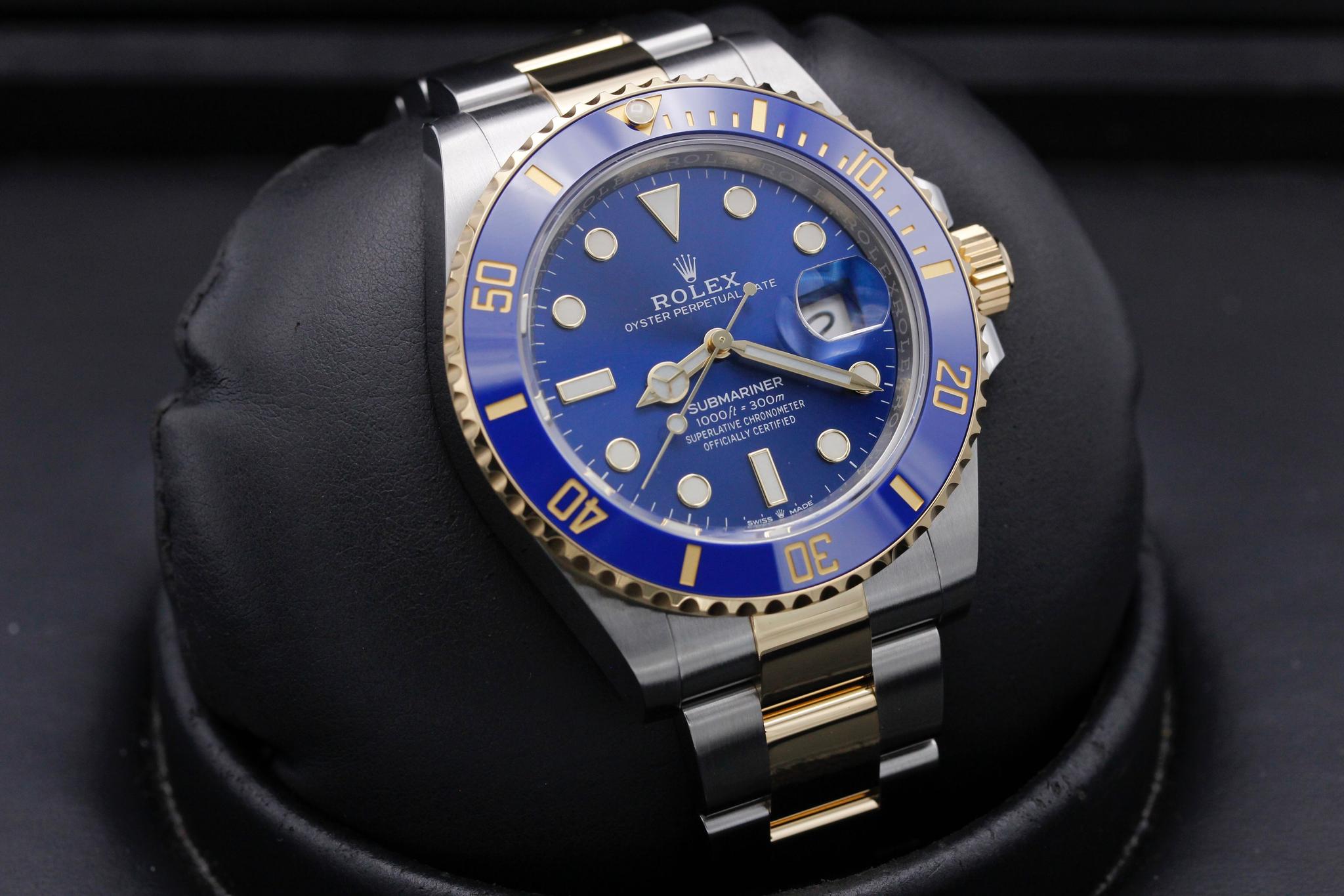 Watch Image 10