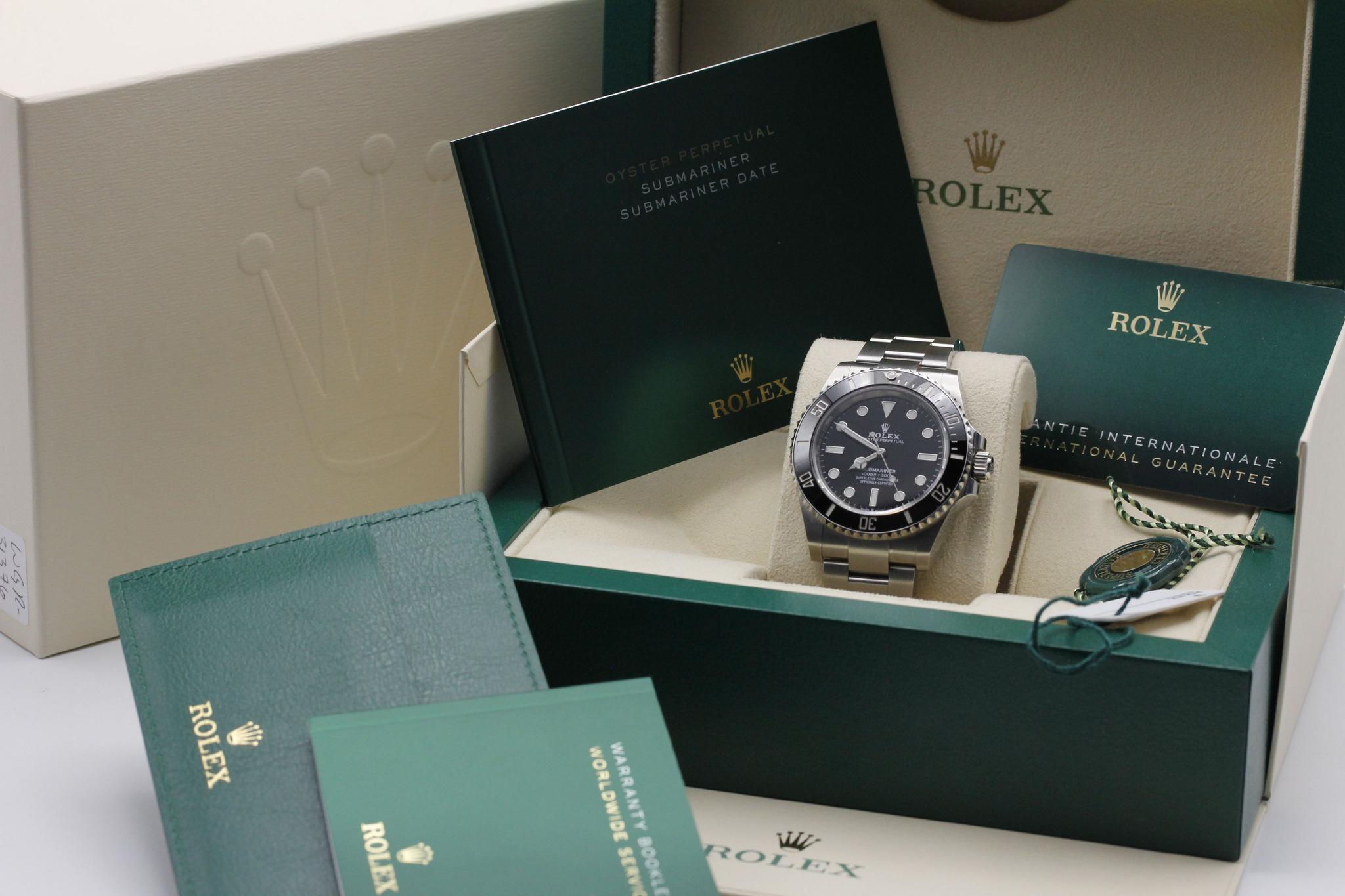 Watch Image 11