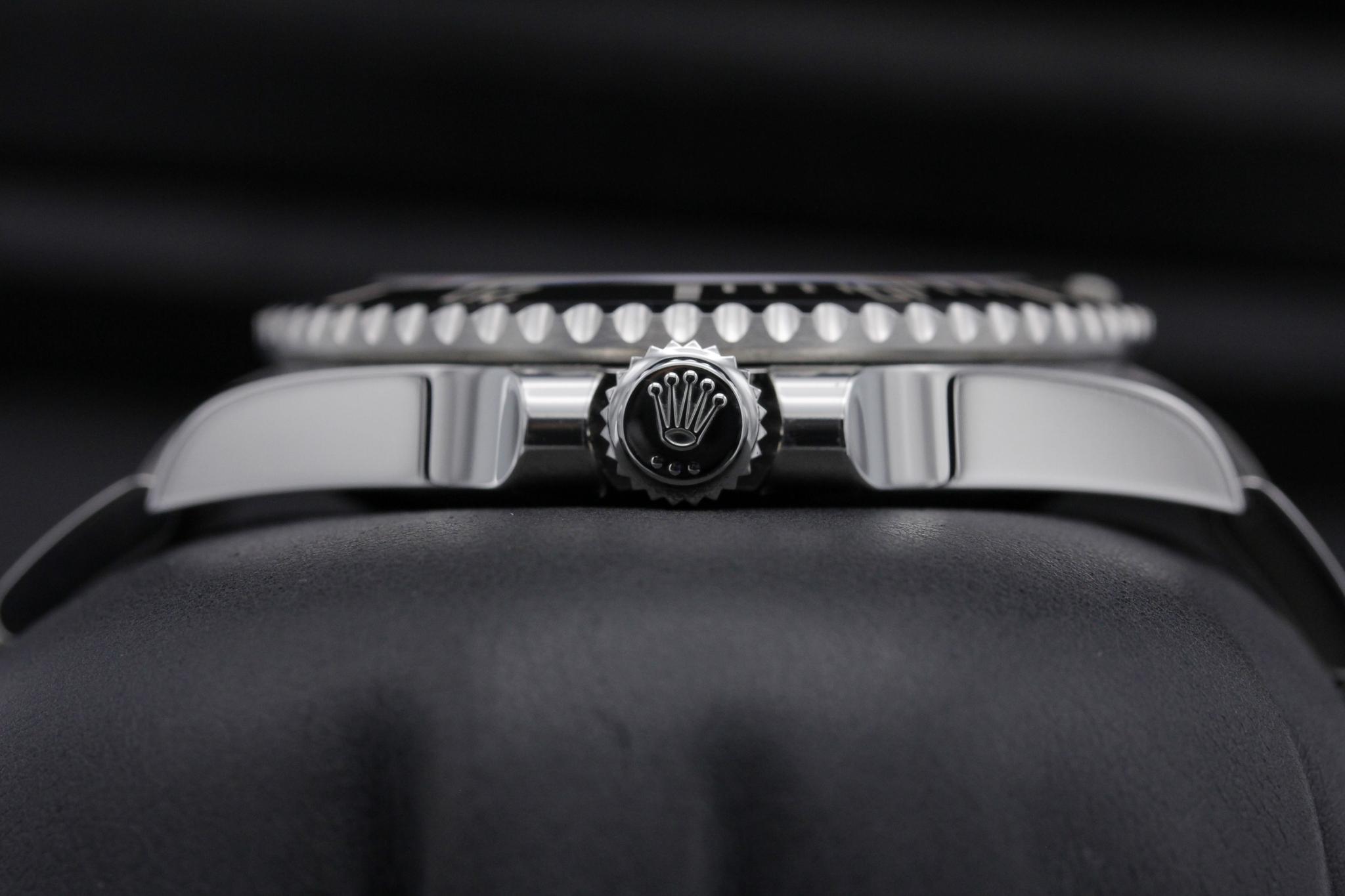 Watch Image 3