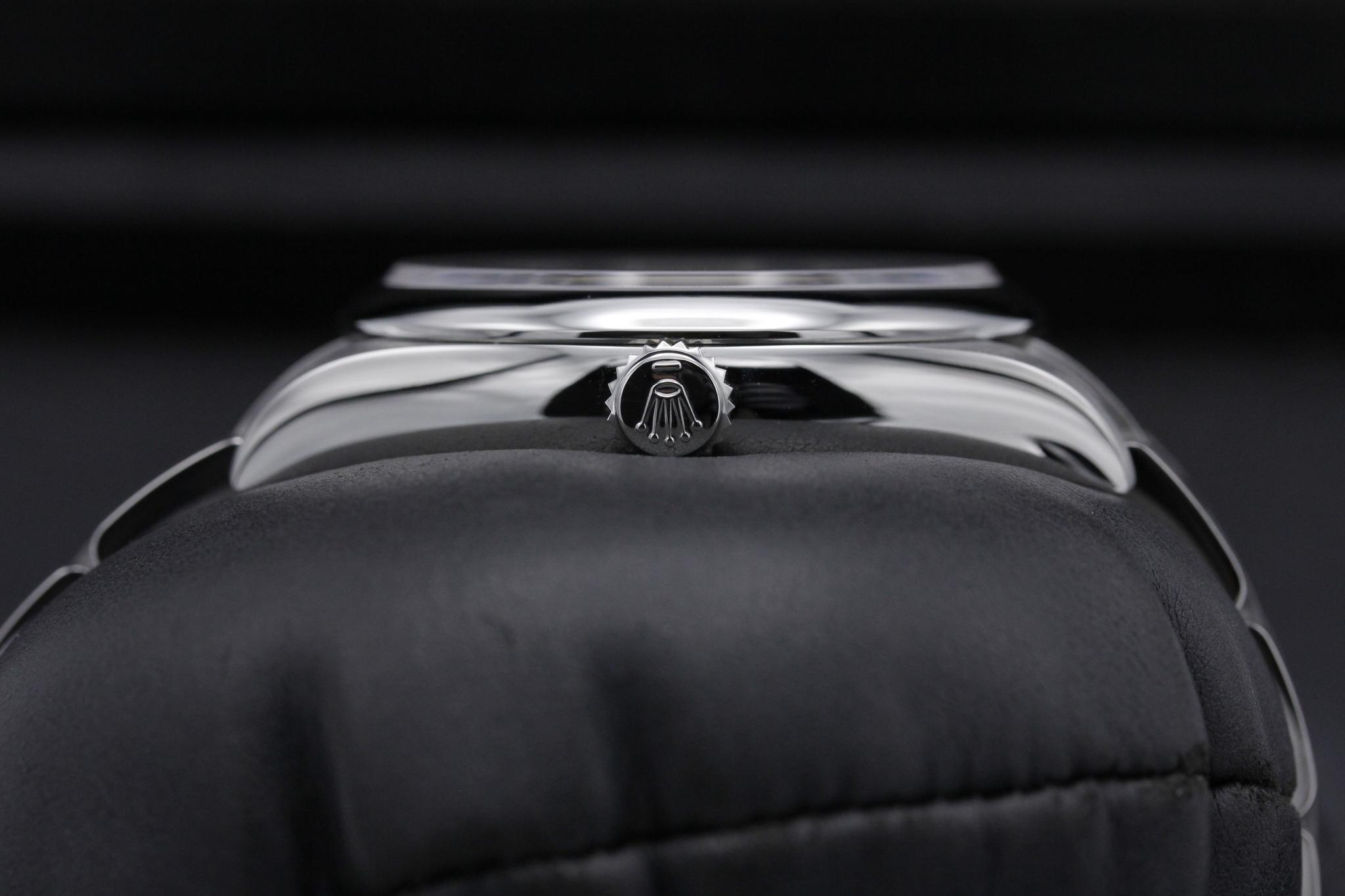 Watch Image 3