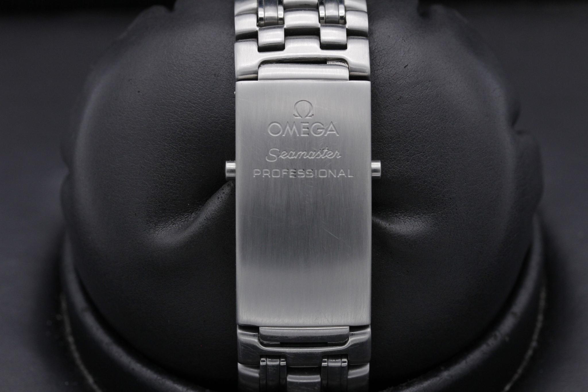 Watch Image 8