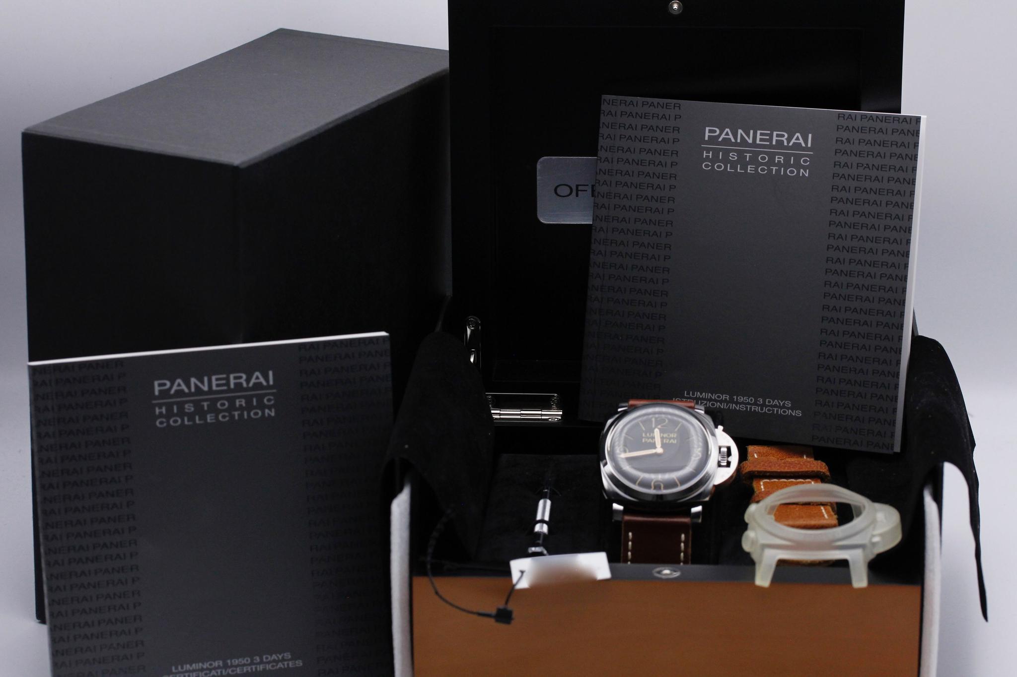 Watch Image 11