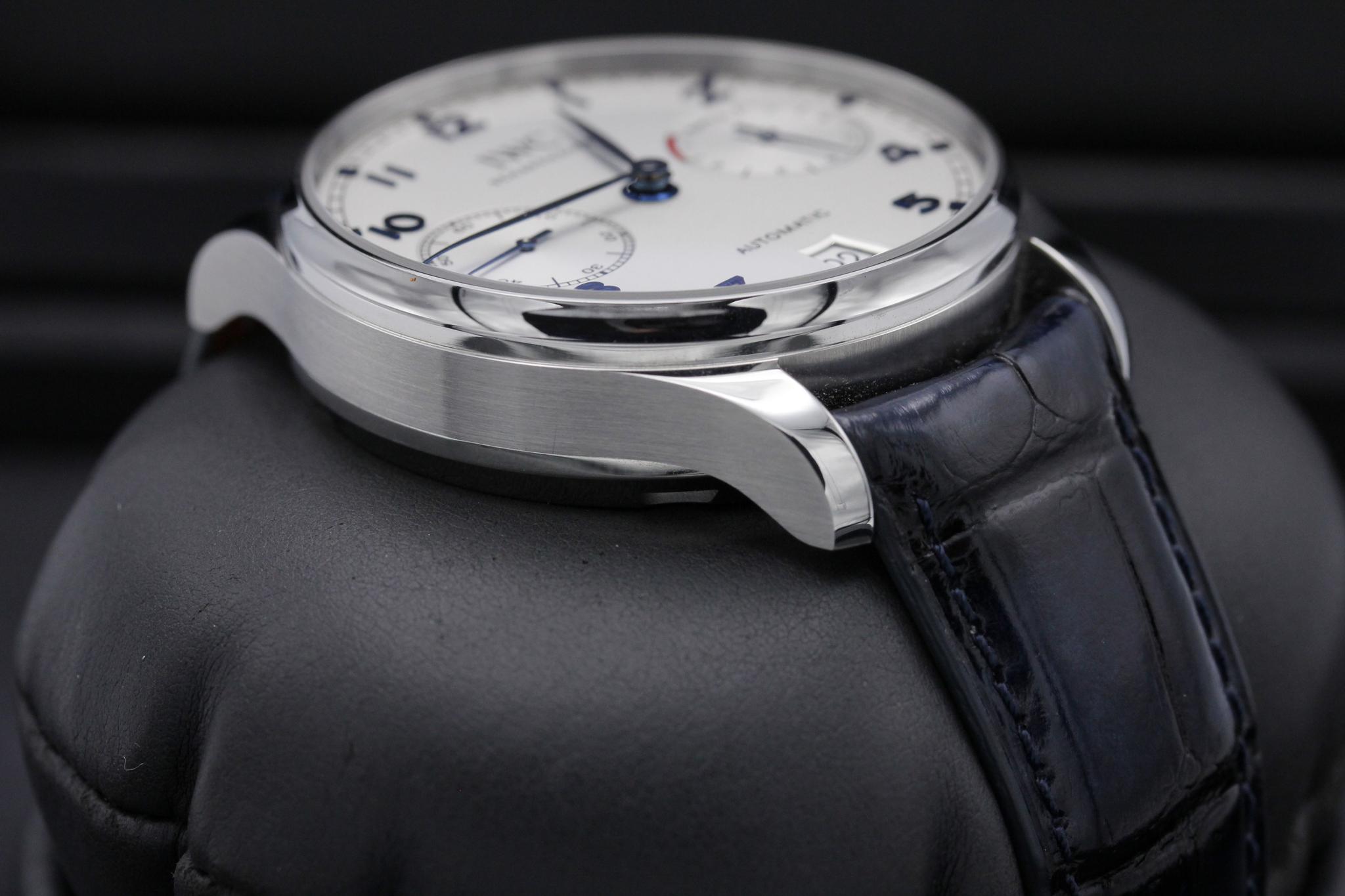 Watch Image 6