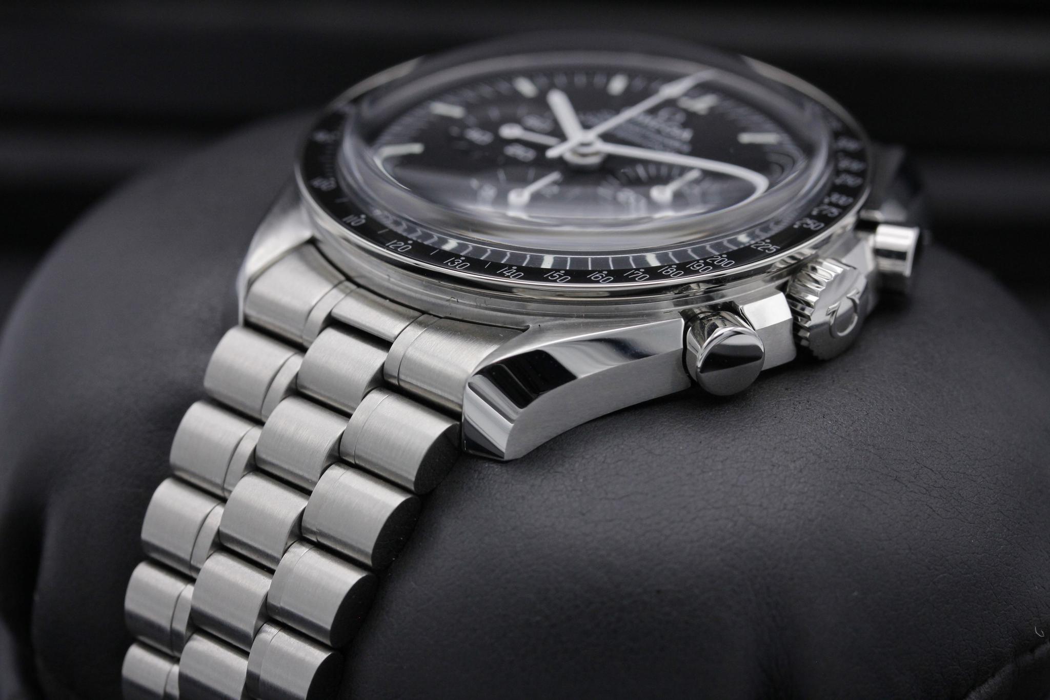 Watch Image 2