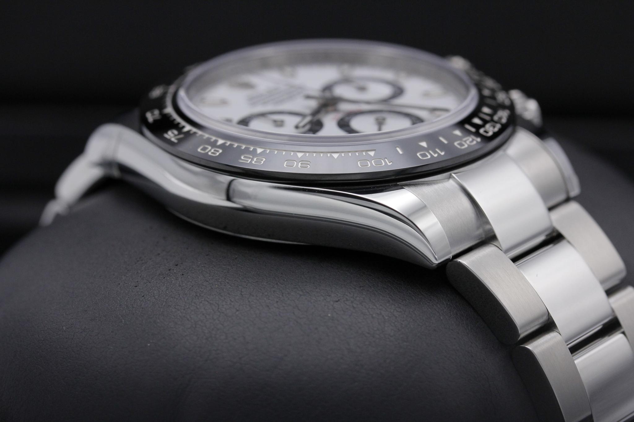 Watch Image 6