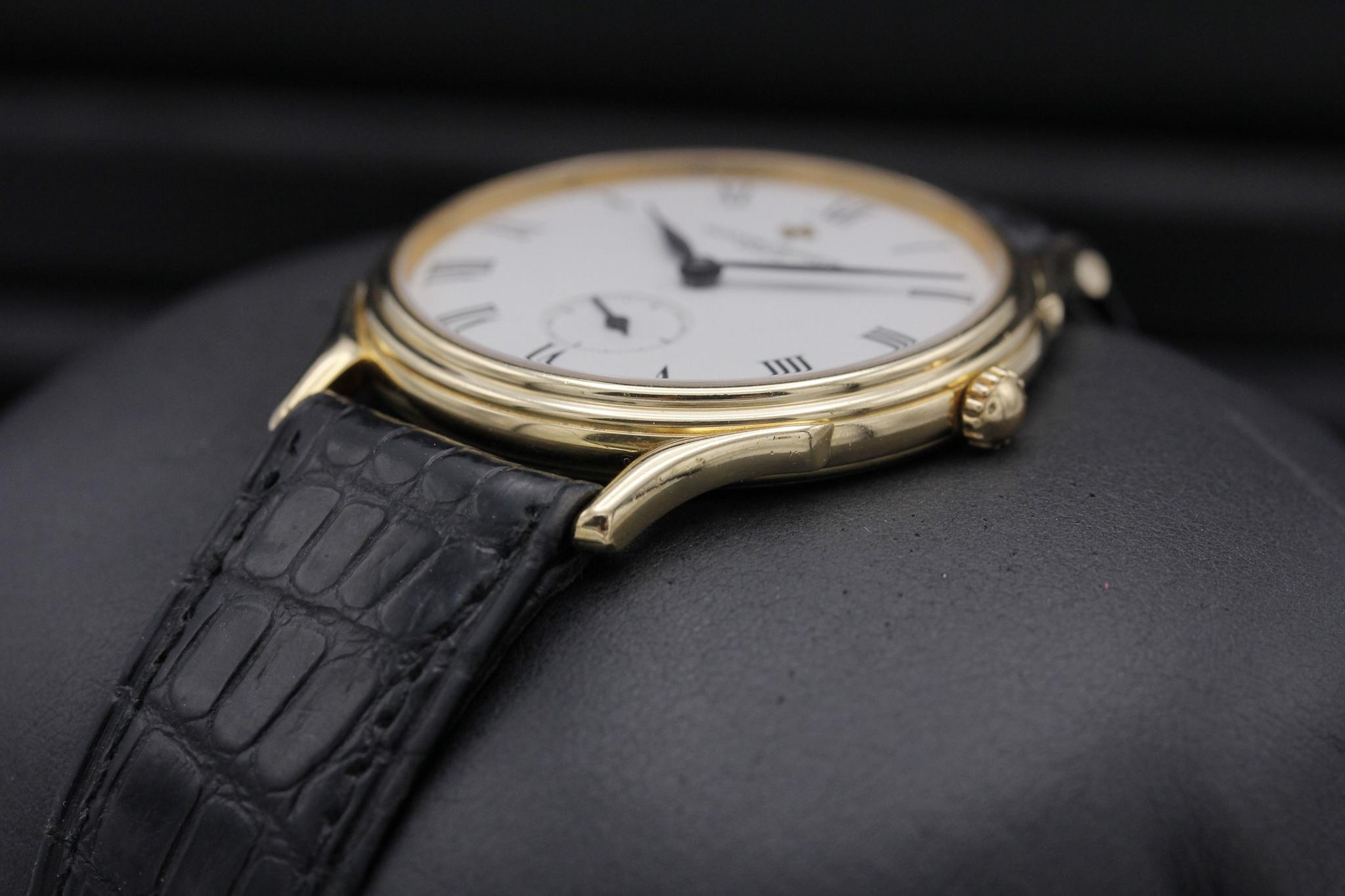 Watch Image 3