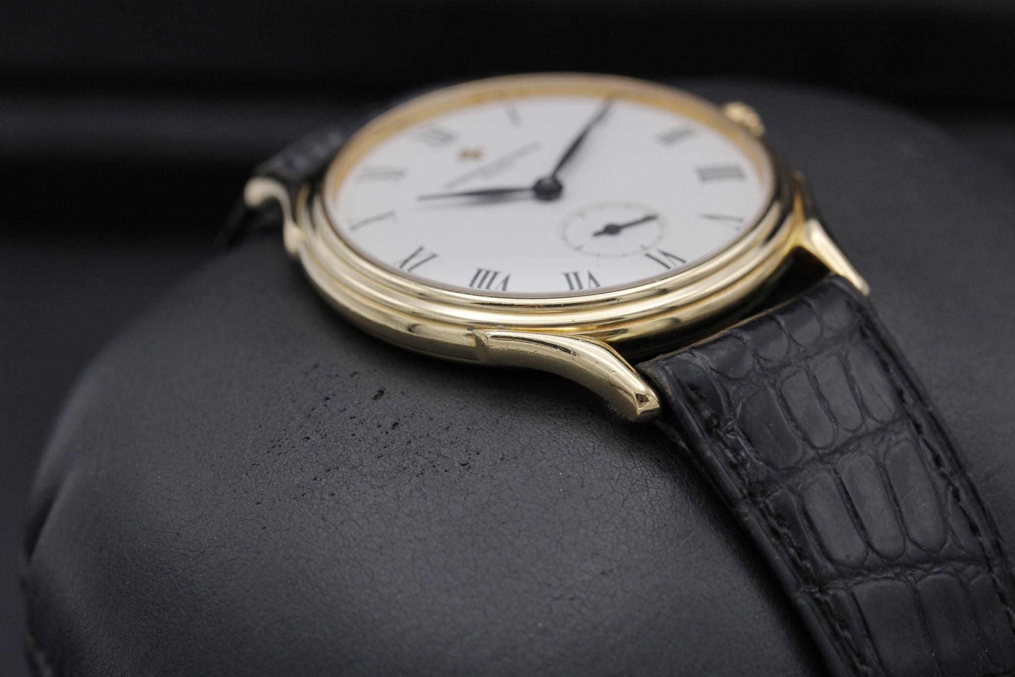 Watch Image 7